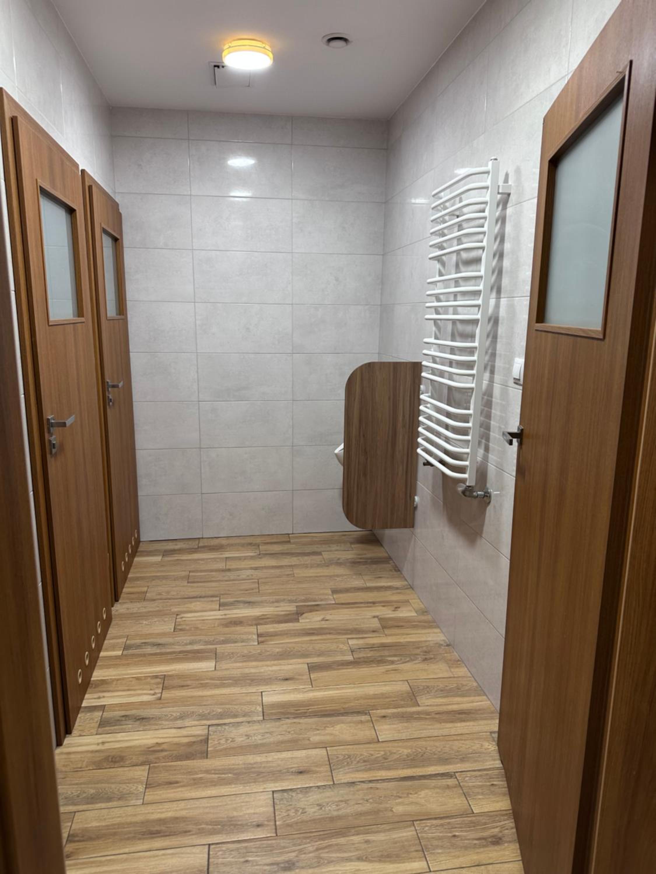 Twin Room with Shared Bathroom