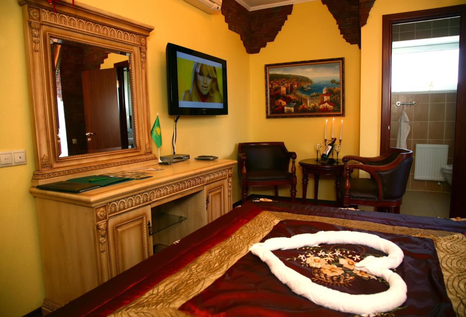 Suite with Balcony photo 1