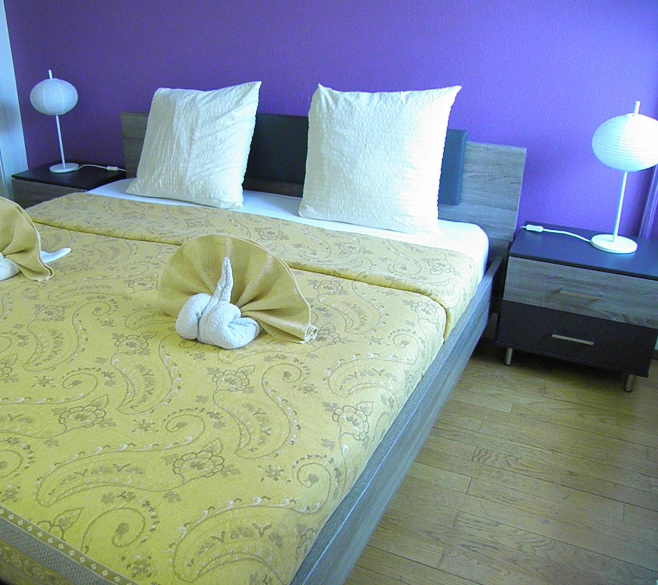 Large Double Room photo 2
