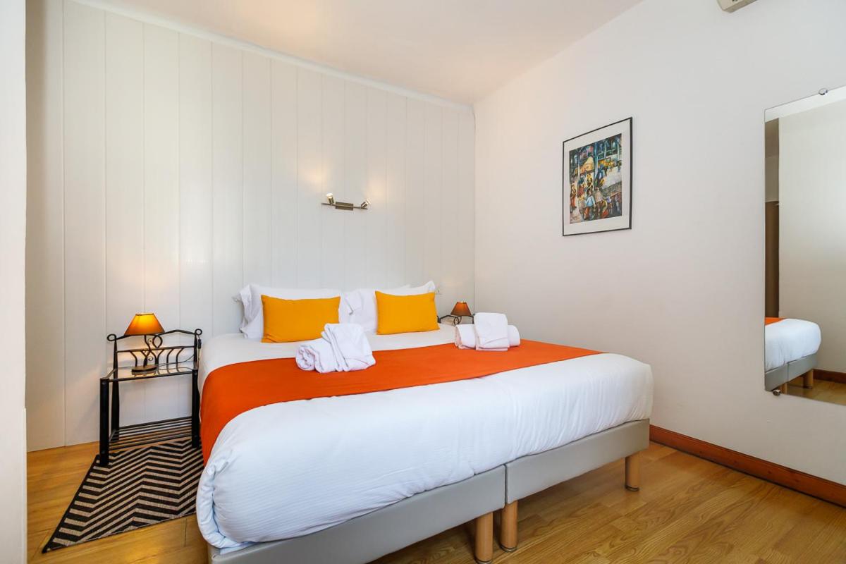 Standard Double Room - Photo 8