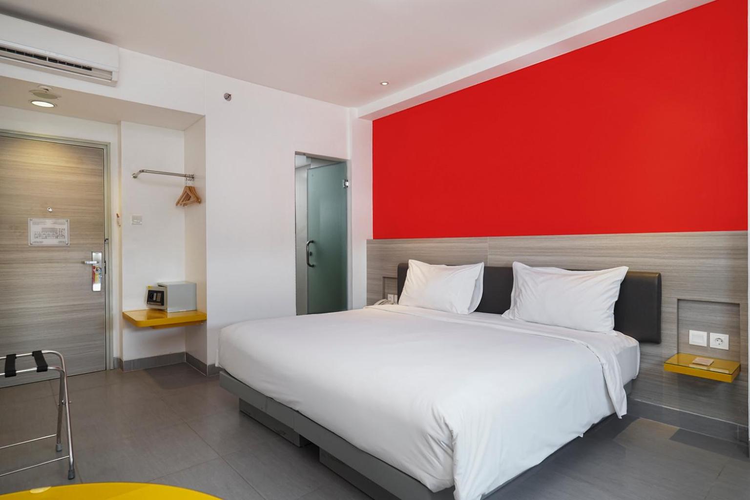 Staycation Offer - Smart Room Hollywood photo 3