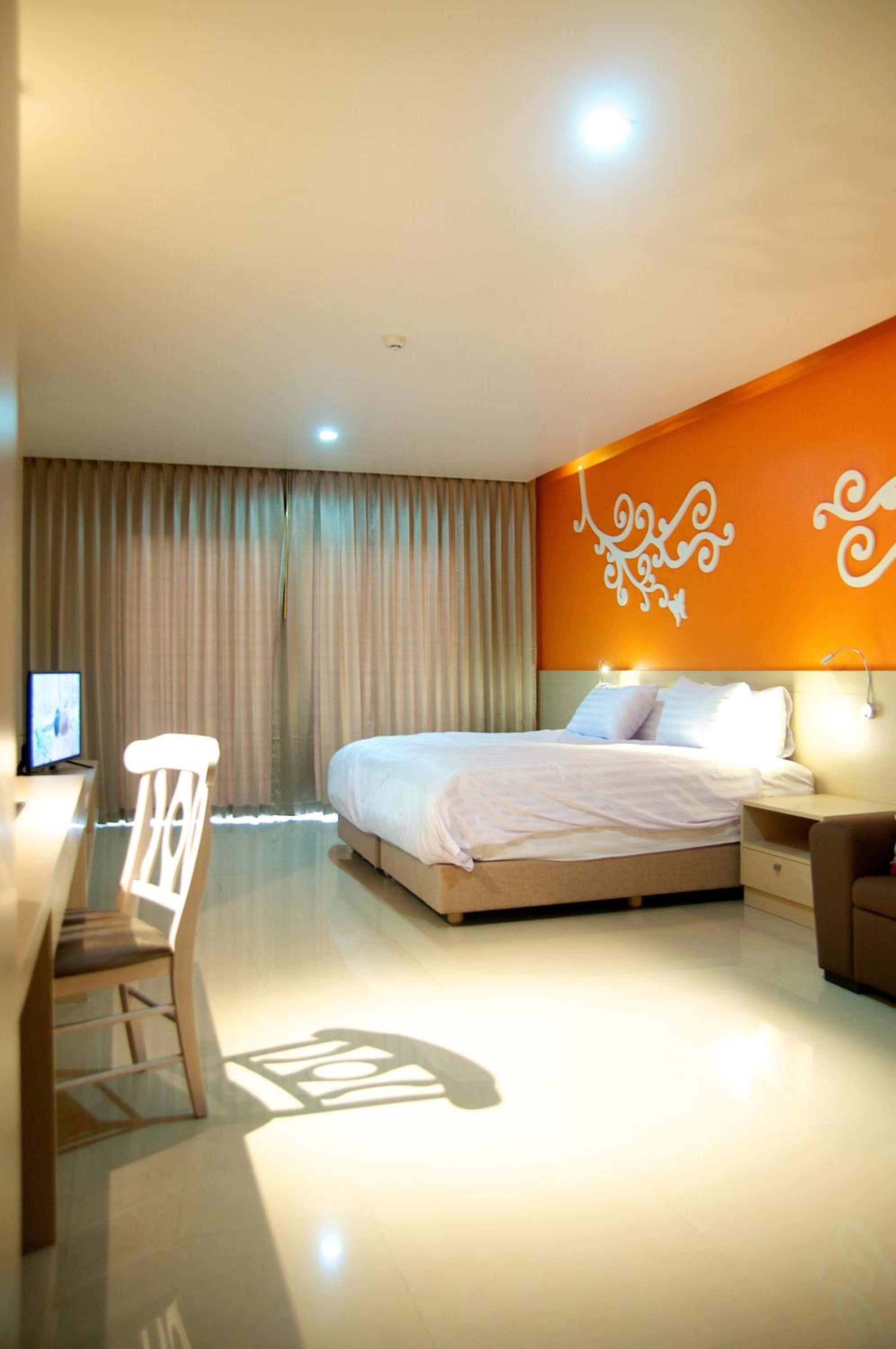 Standard King Room photo 1