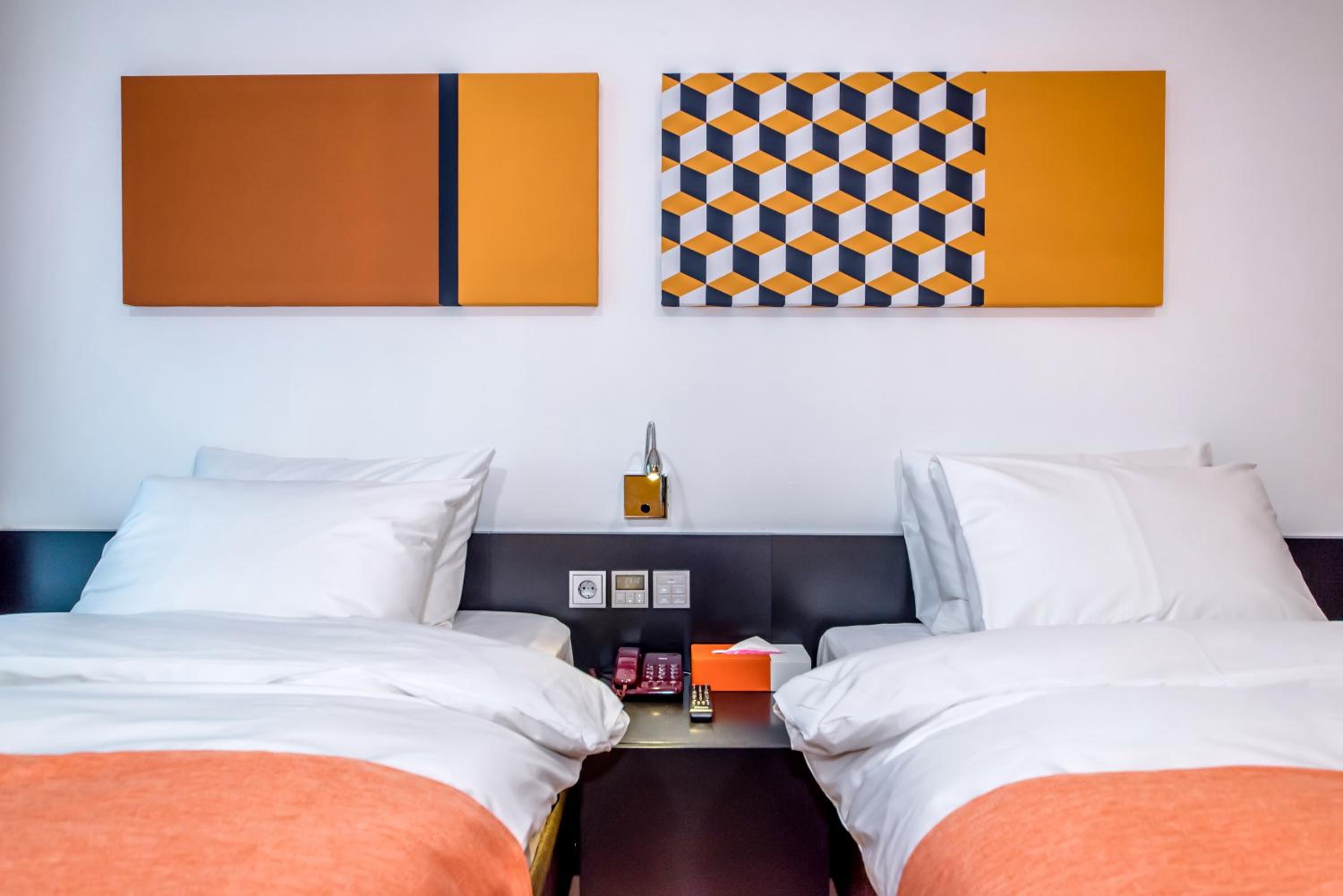 Standard Twin Room photo 3