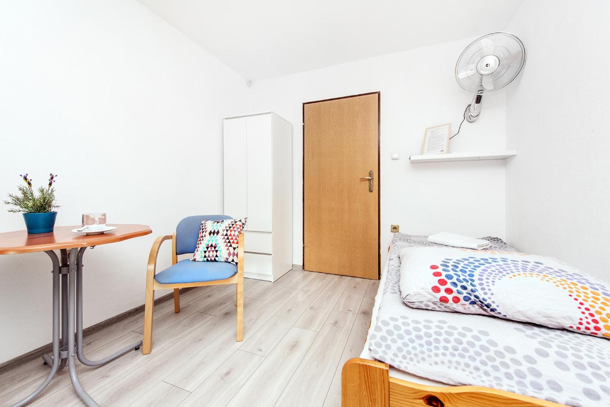 Economy Double Room photo 2