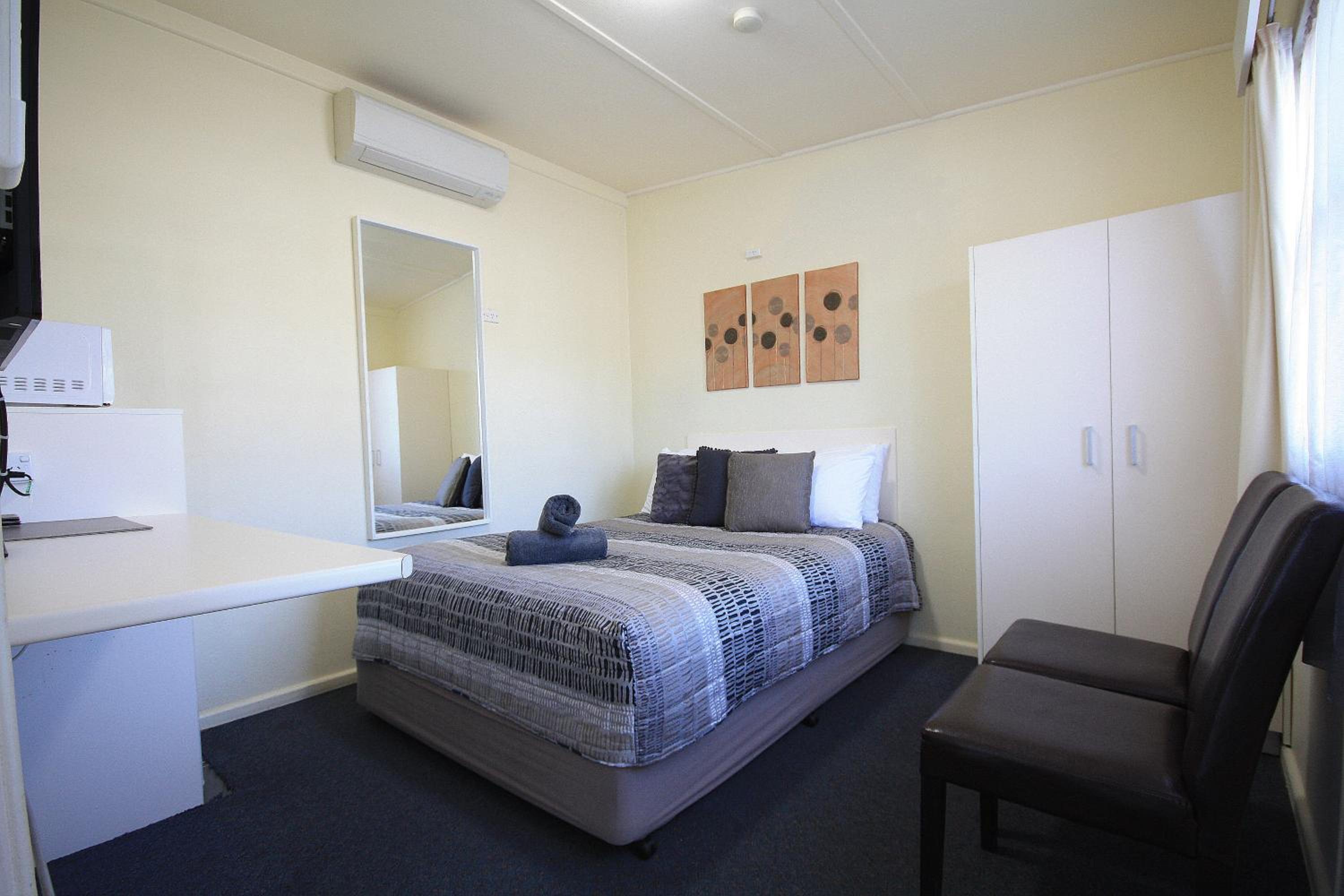 Two-Bedroom Apartment photo 3