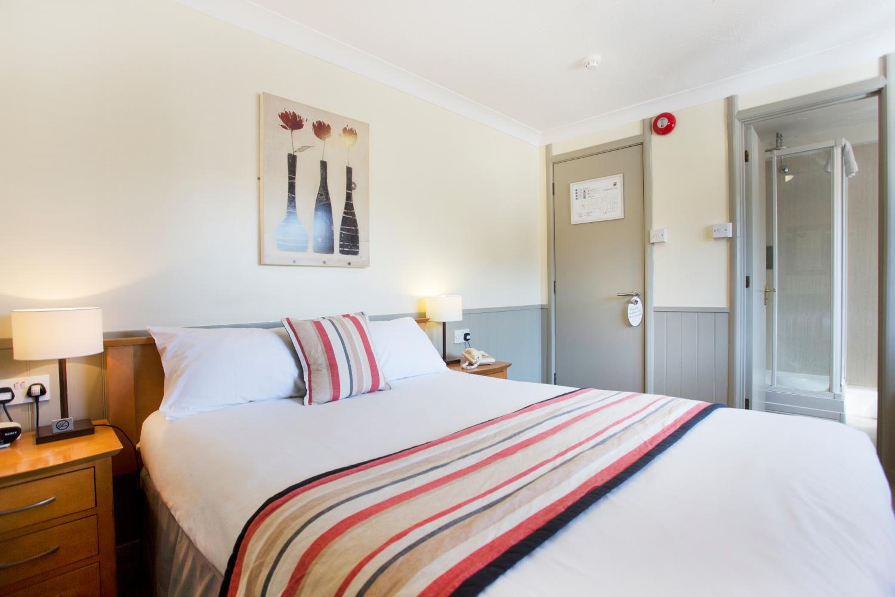 Standard Double Room photo 3