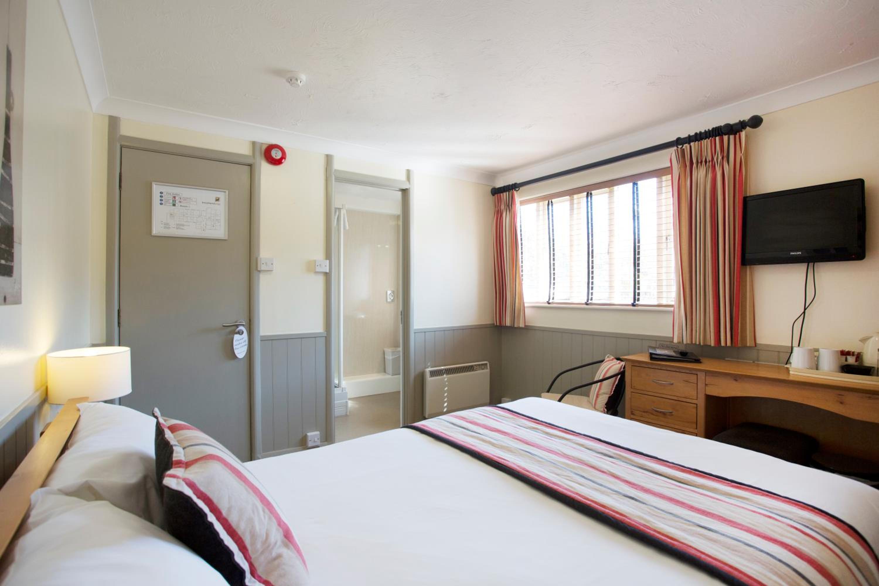 Standard Double Room photo 3
