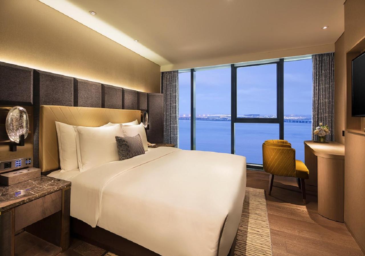 Deluxe Queen Room - Ocean View