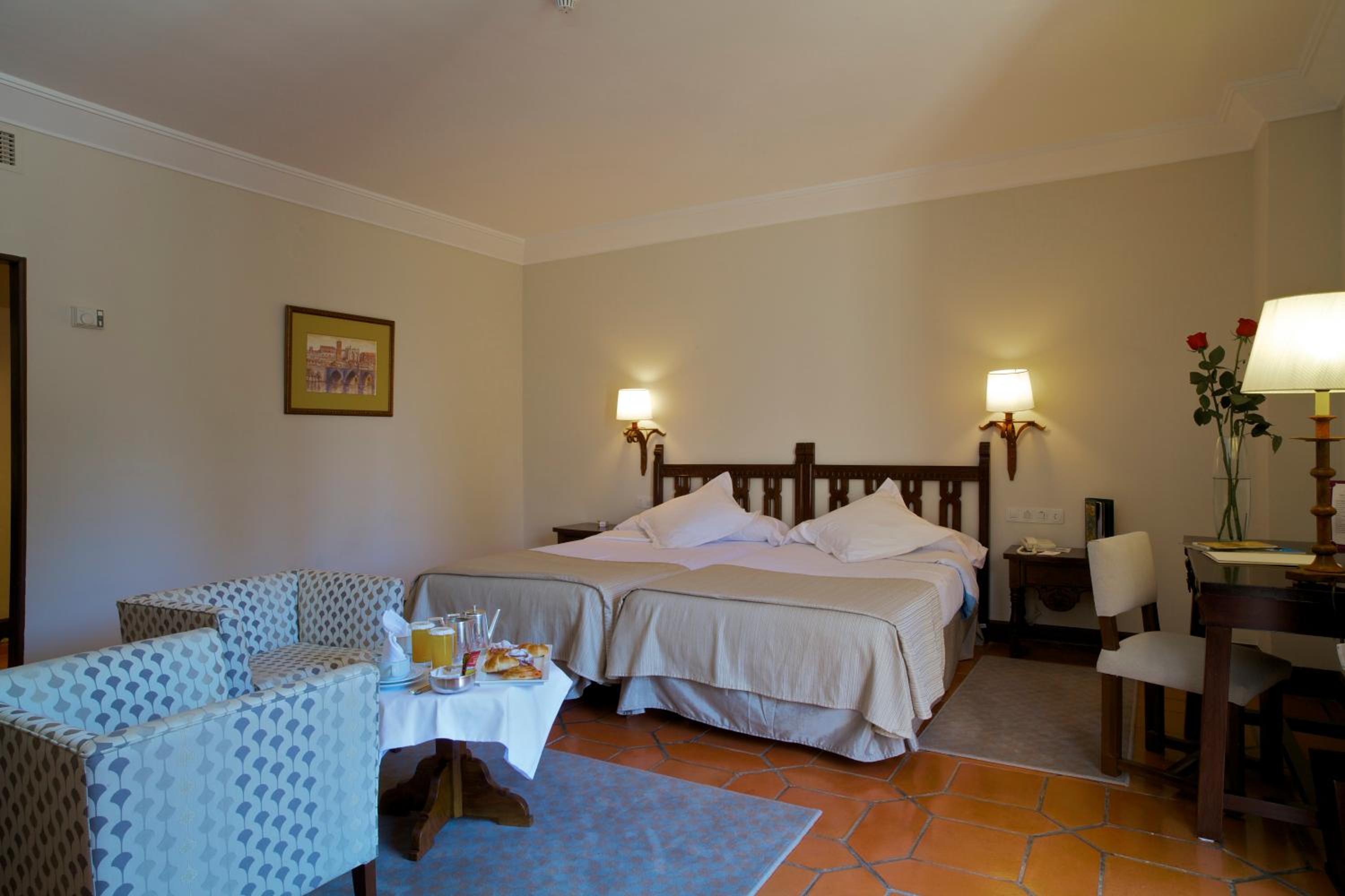 Standard Double Room - Photo 1