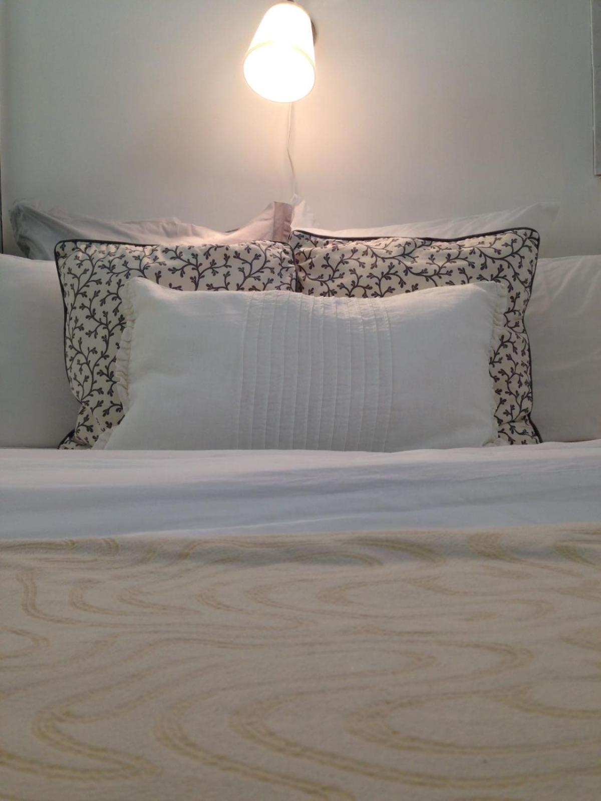 Studio Apartment photo 1
