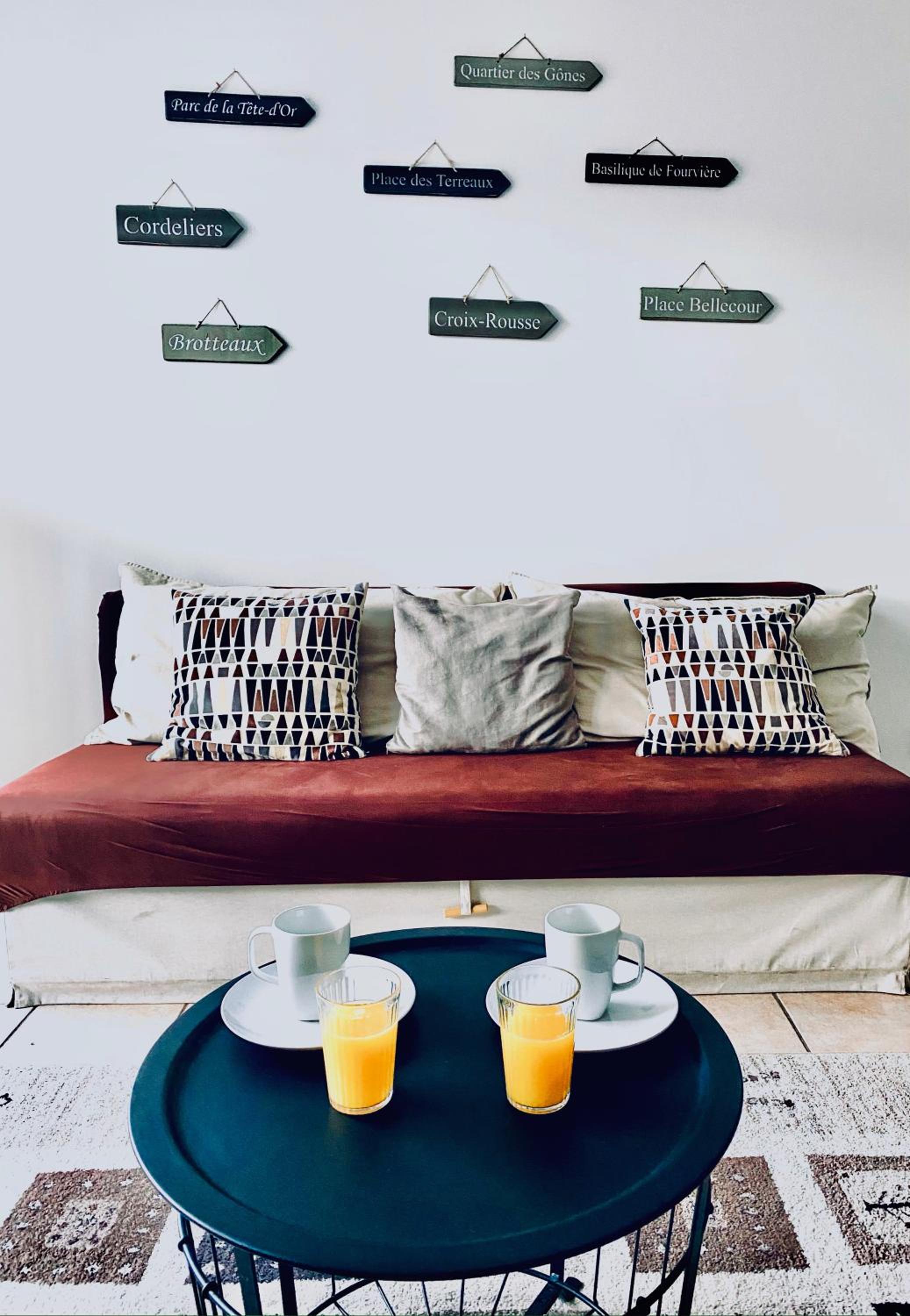 One-Bedroom Apartment