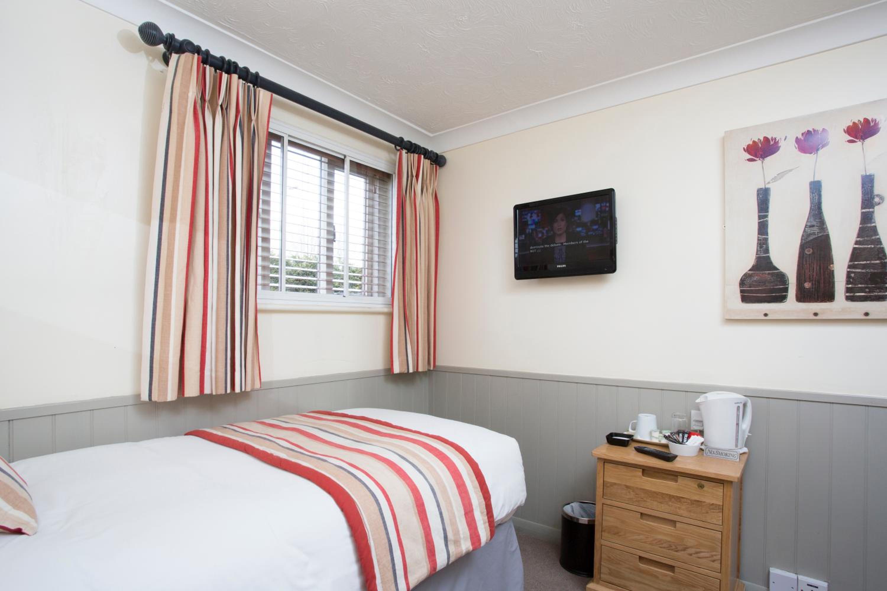 Standard Single Room