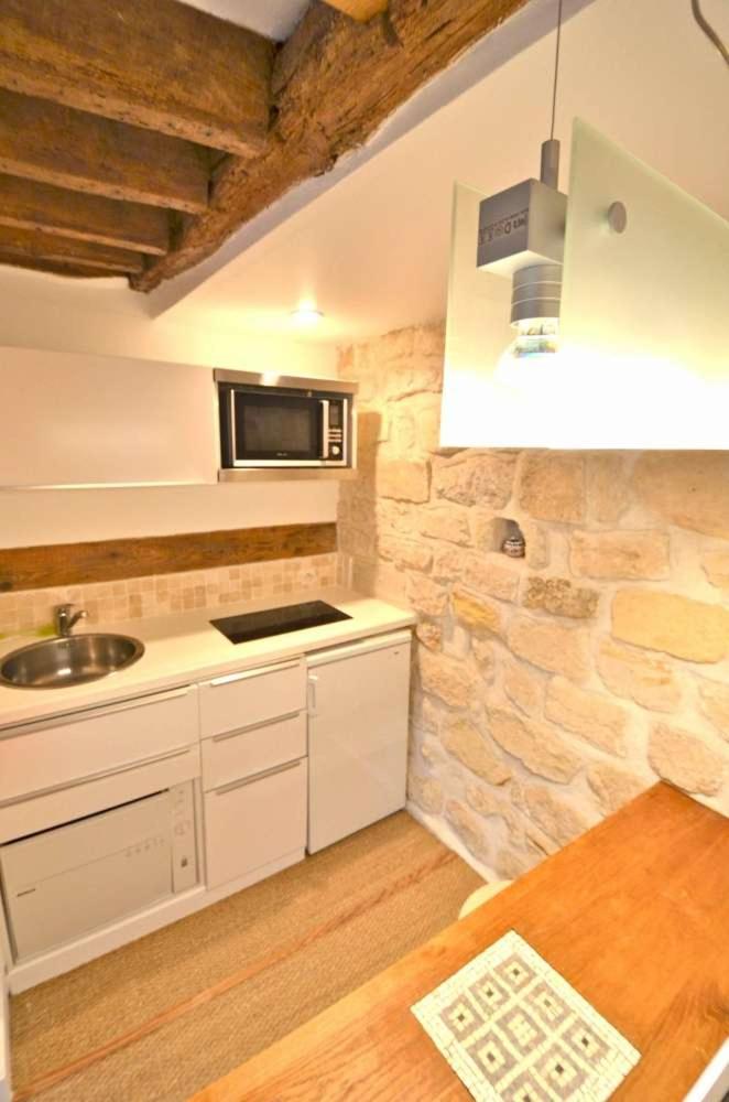 Studio Apartment photo 3