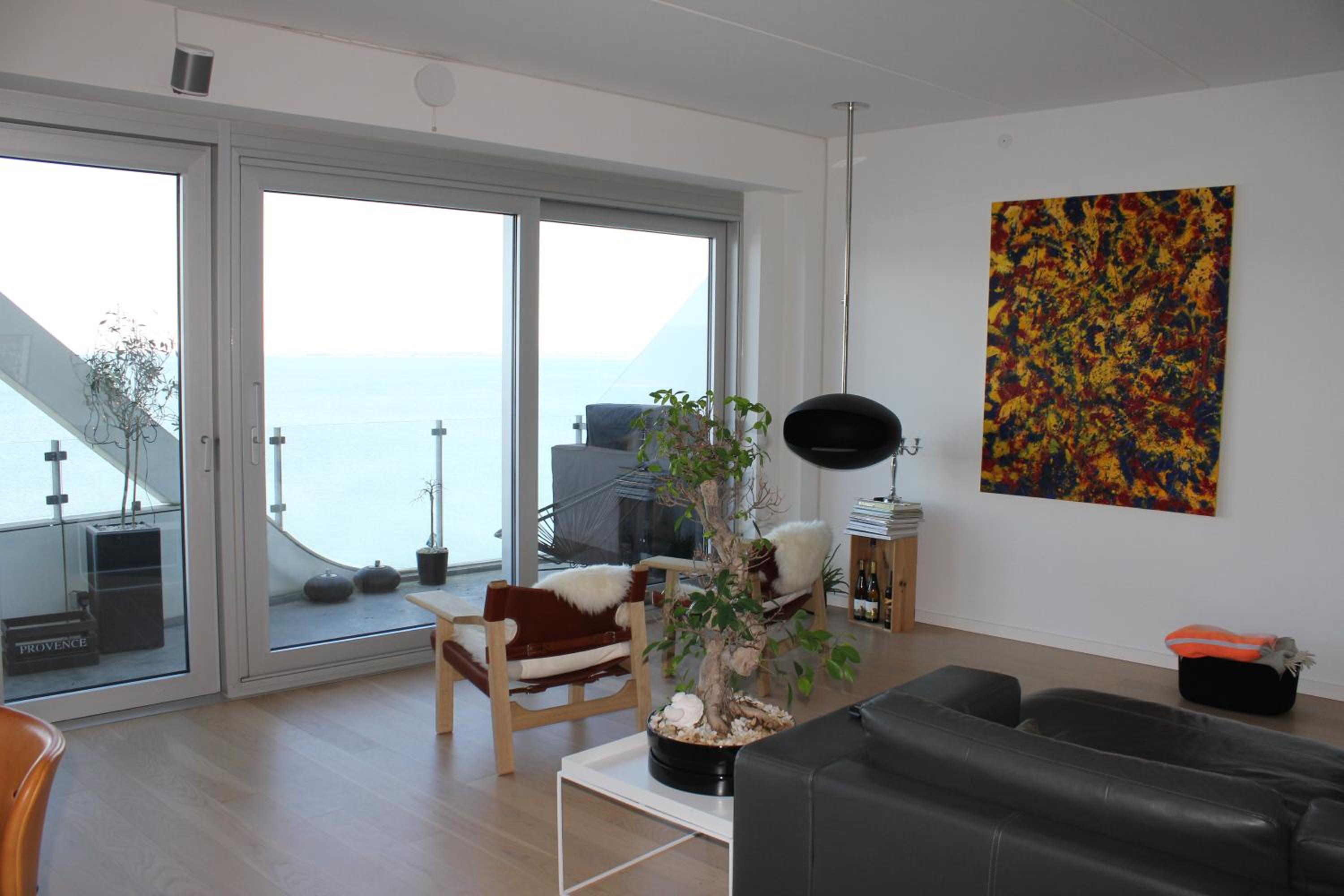 Apartment photo 1