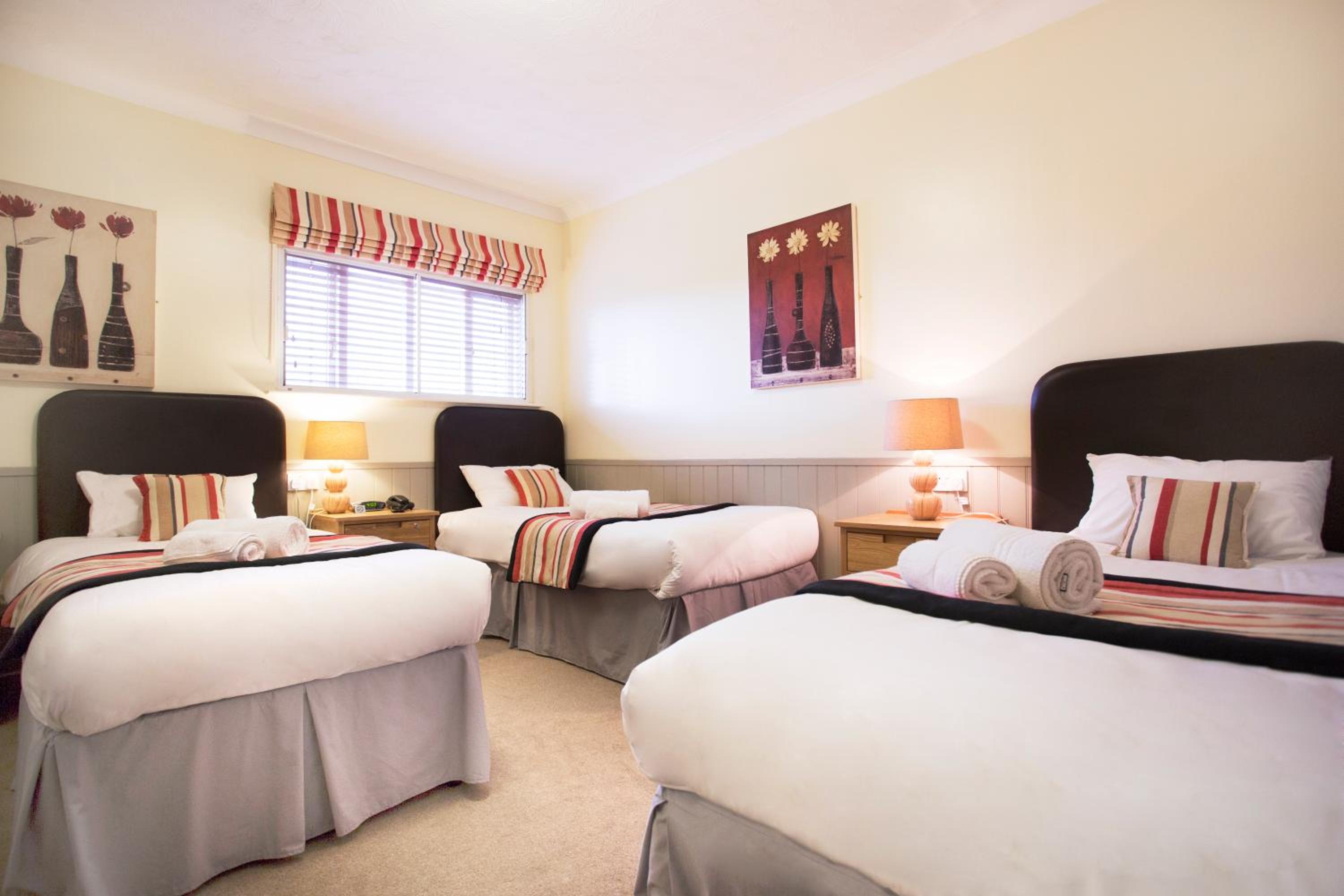 Superior Triple Room photo 3