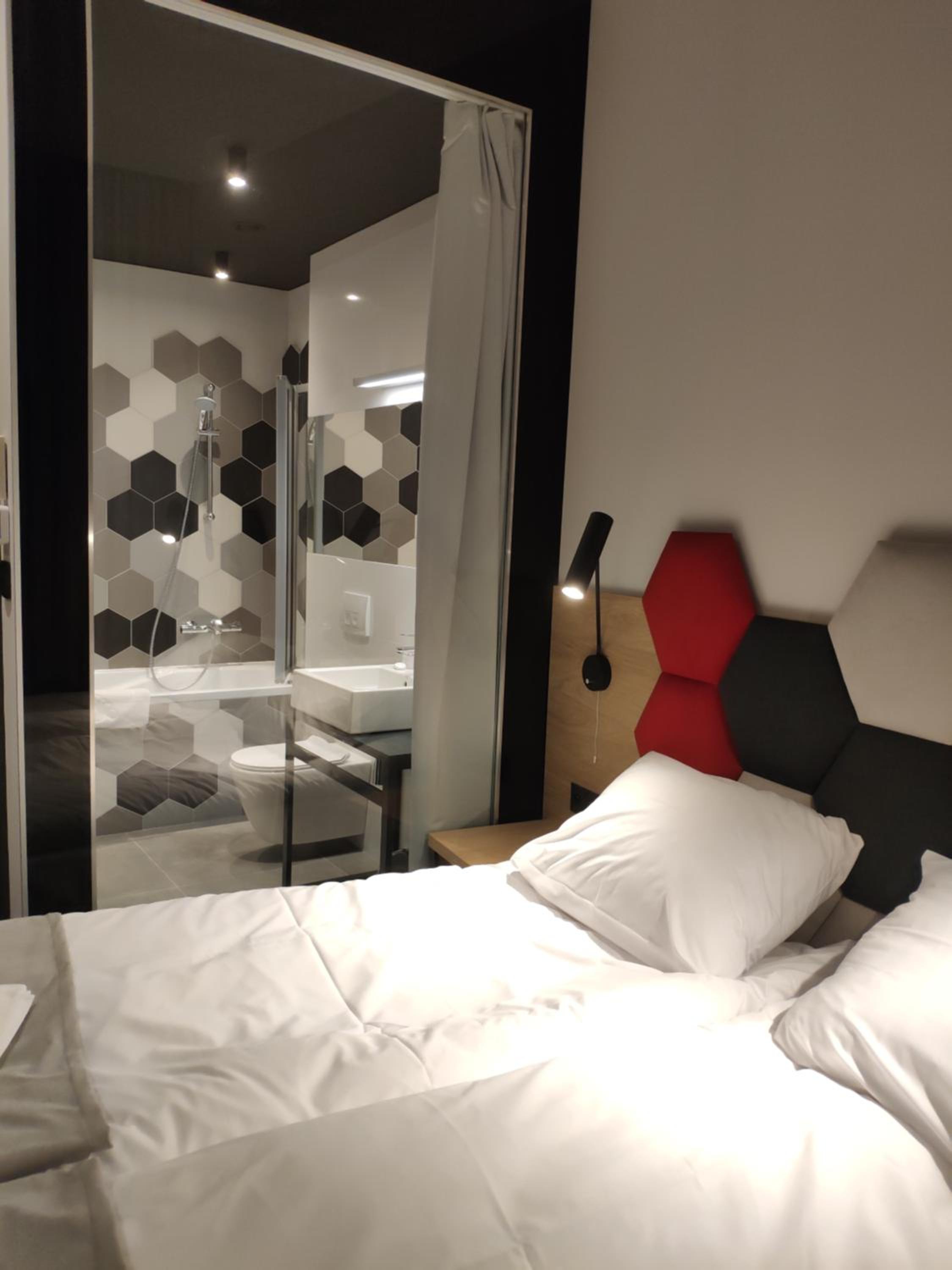Deluxe Double Room with Bath