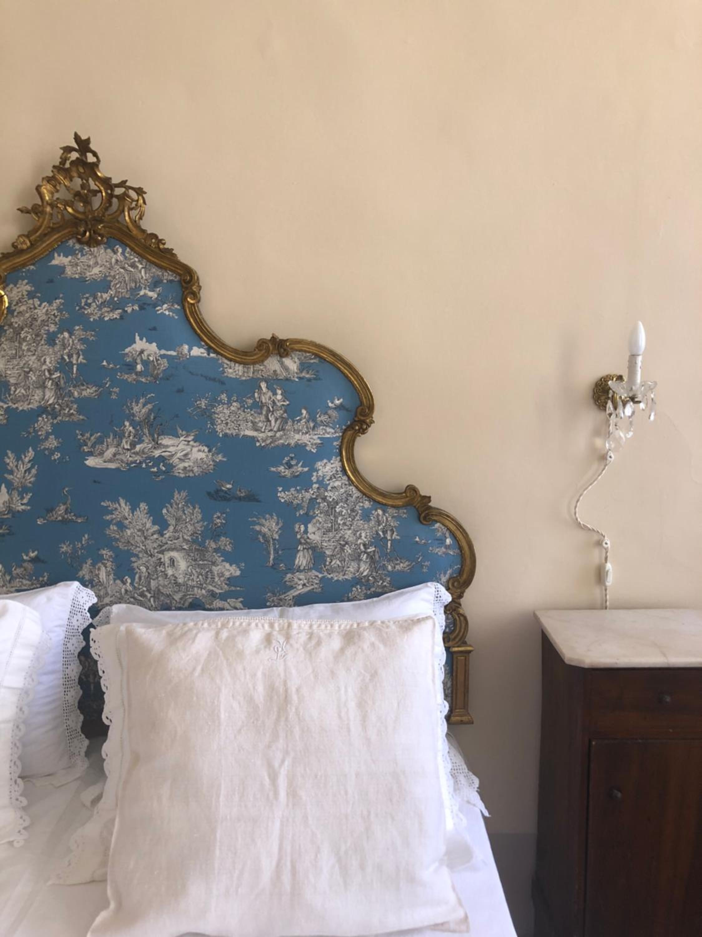 Large Double Room - Photo 1