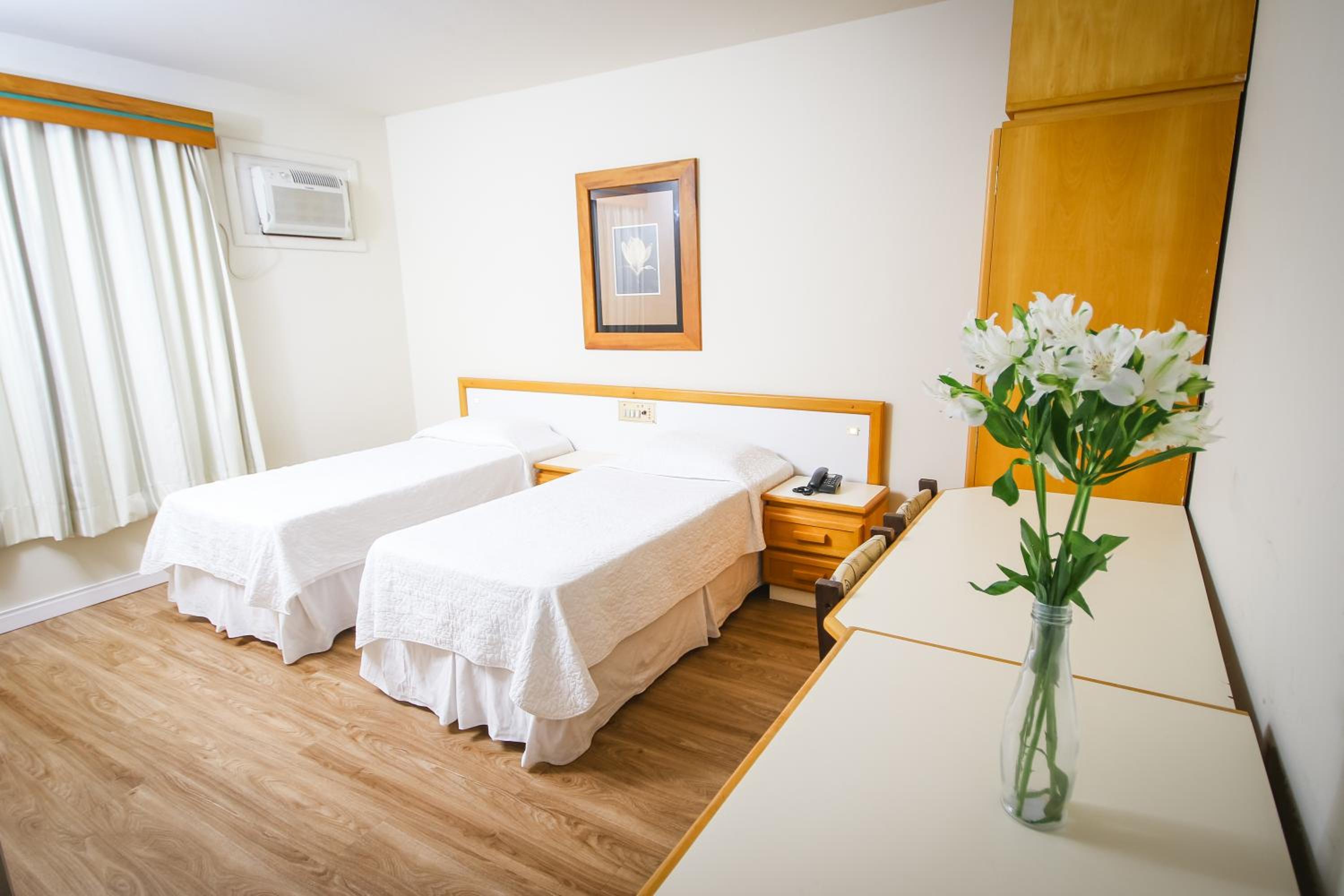 Standard Twin Room photo 3