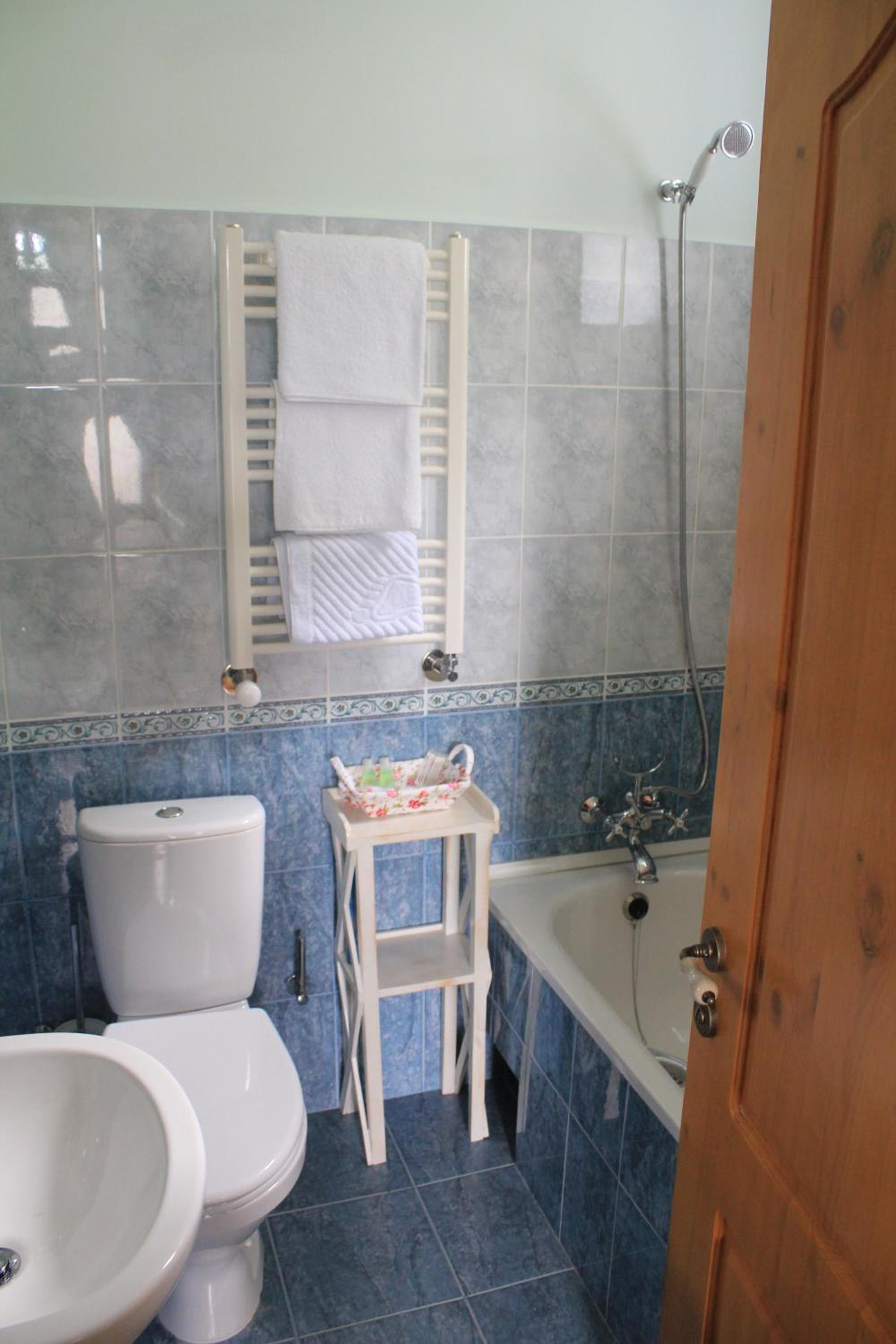 Double or Twin Room with Balcony photo 2