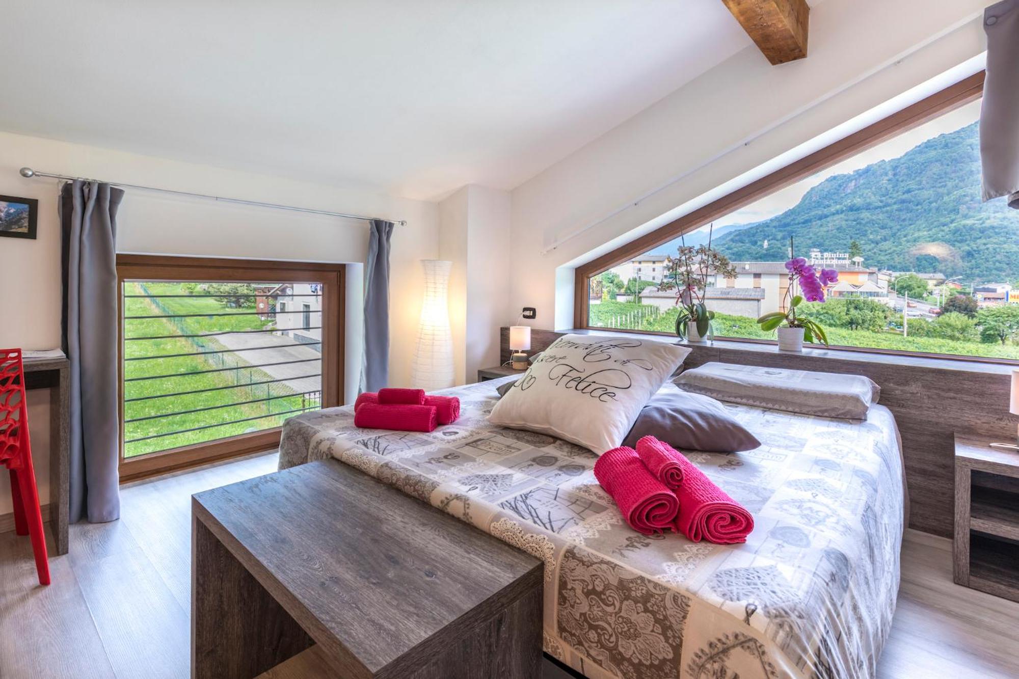 Double or Twin Room with View - Photo 3