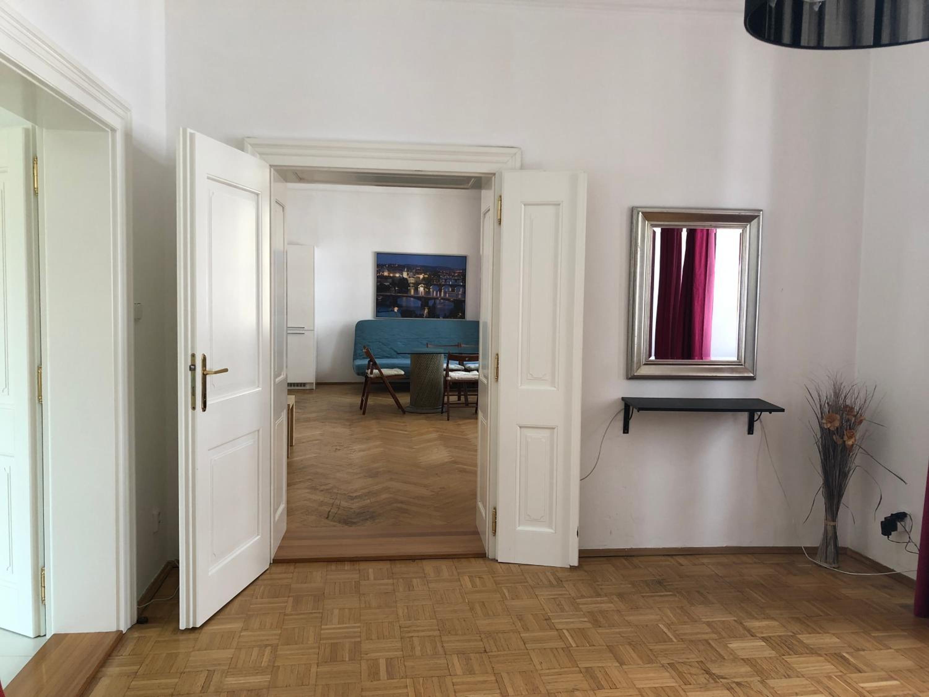 Apartment - Karlova 18
