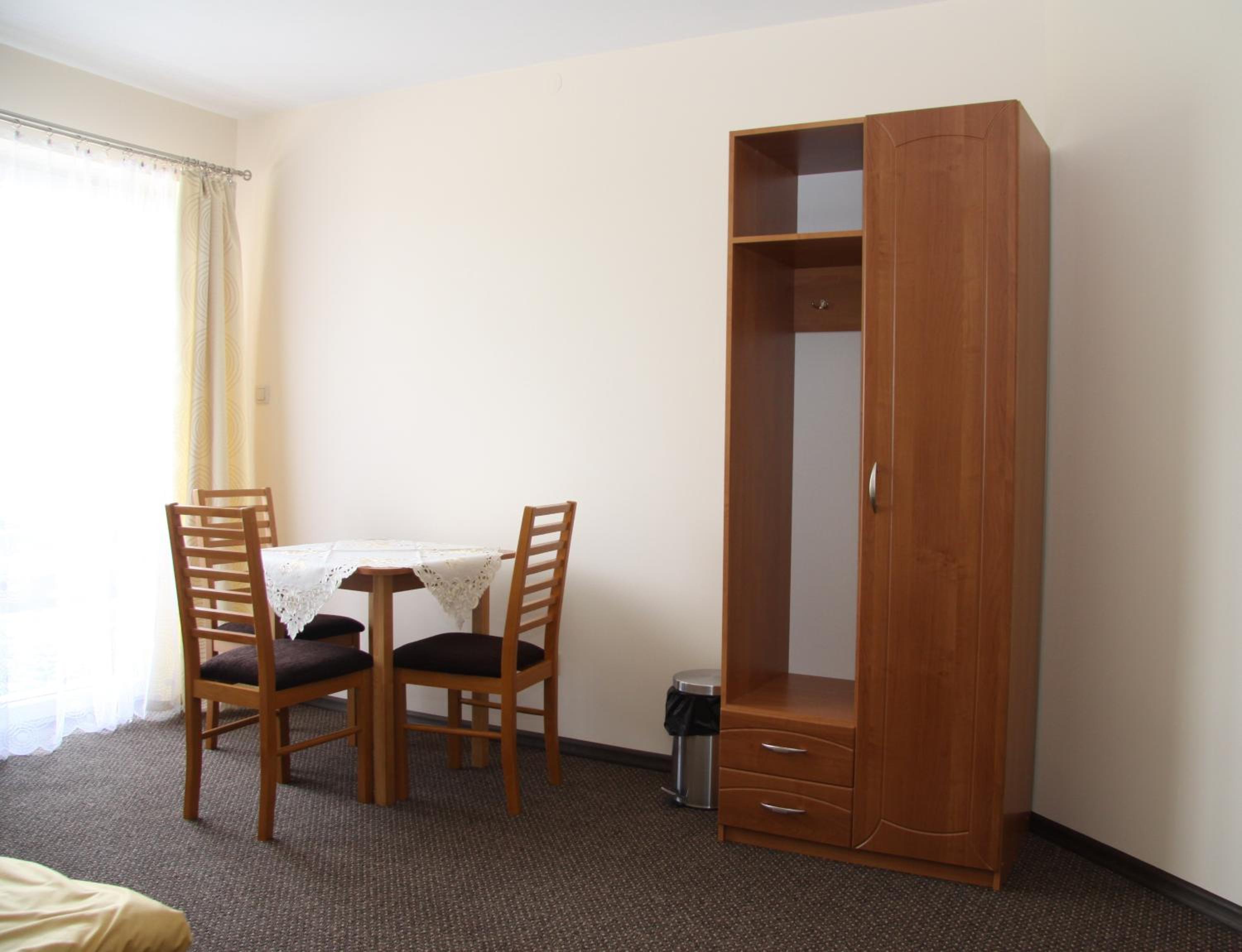 Quadruple Room - Photo 1