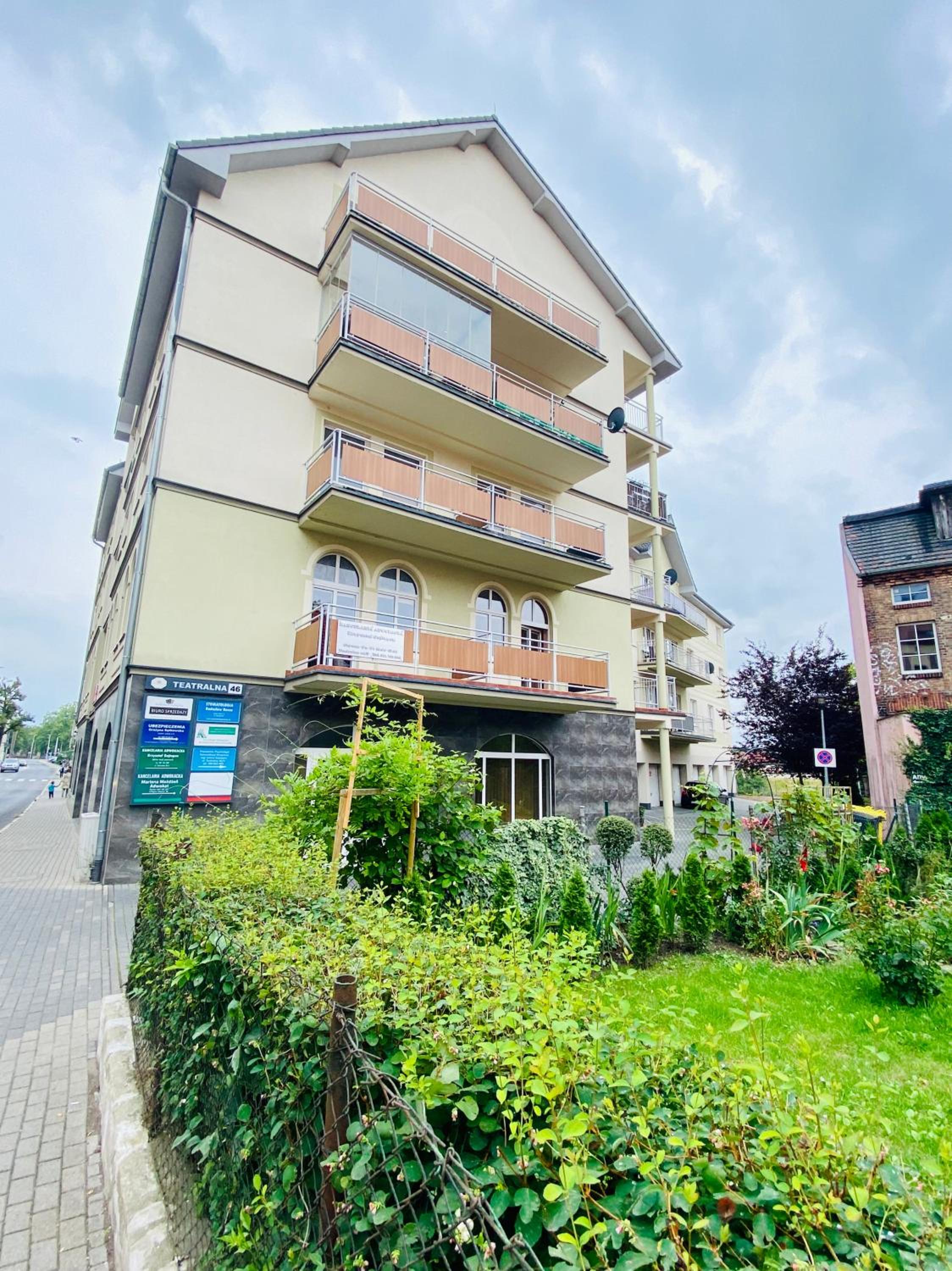 Apartment with Balcony