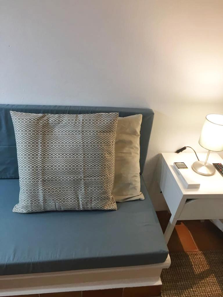 Studio Apartment - Photo 1