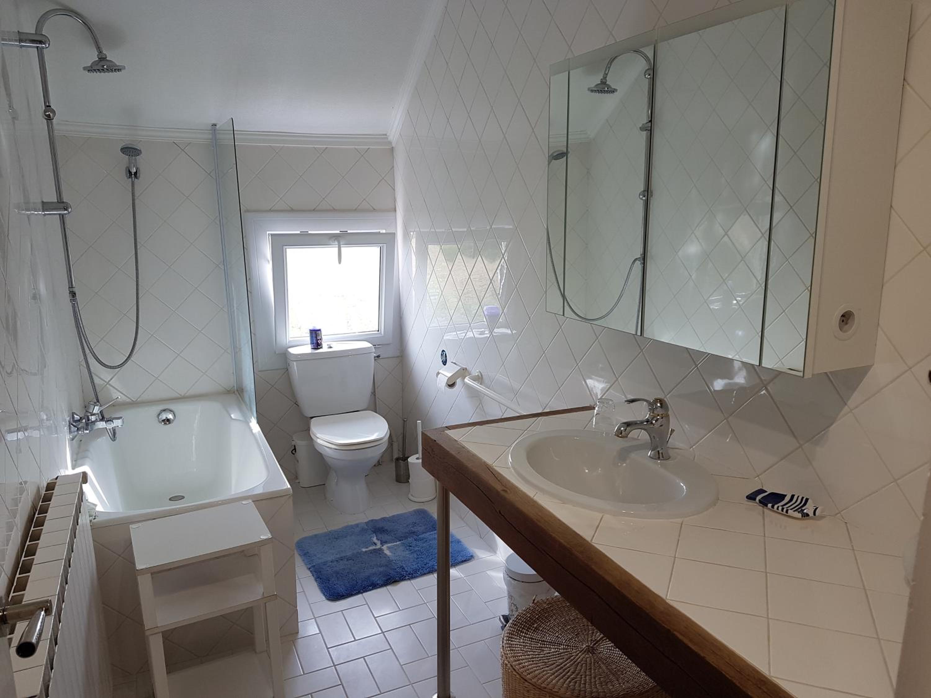 Double Room with Garden View - Photo 8