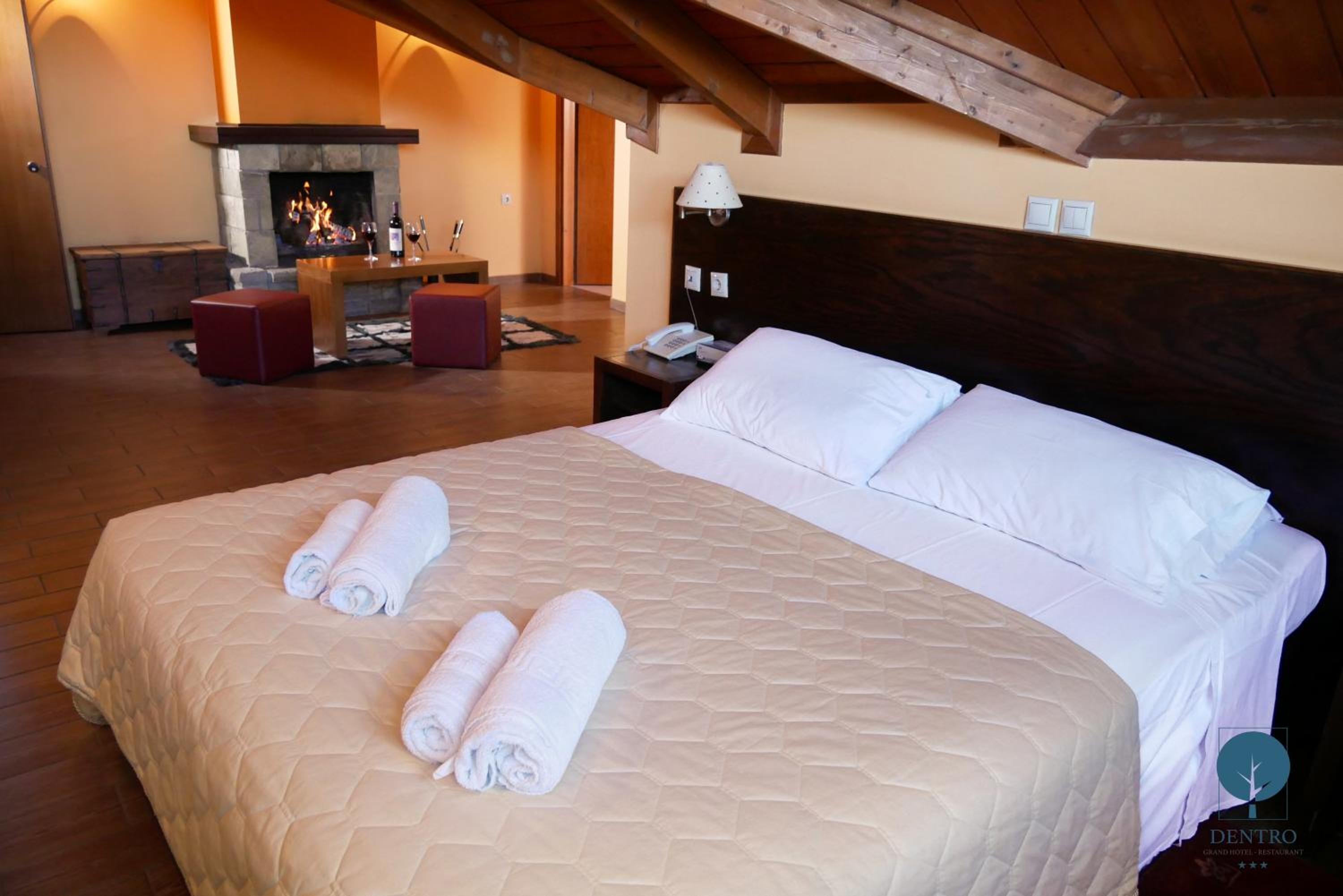 Deluxe Junior Suite - Photo 6