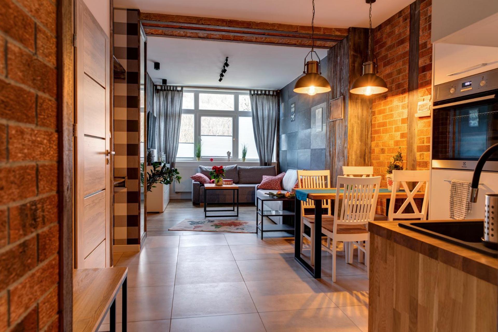 Standard Studio