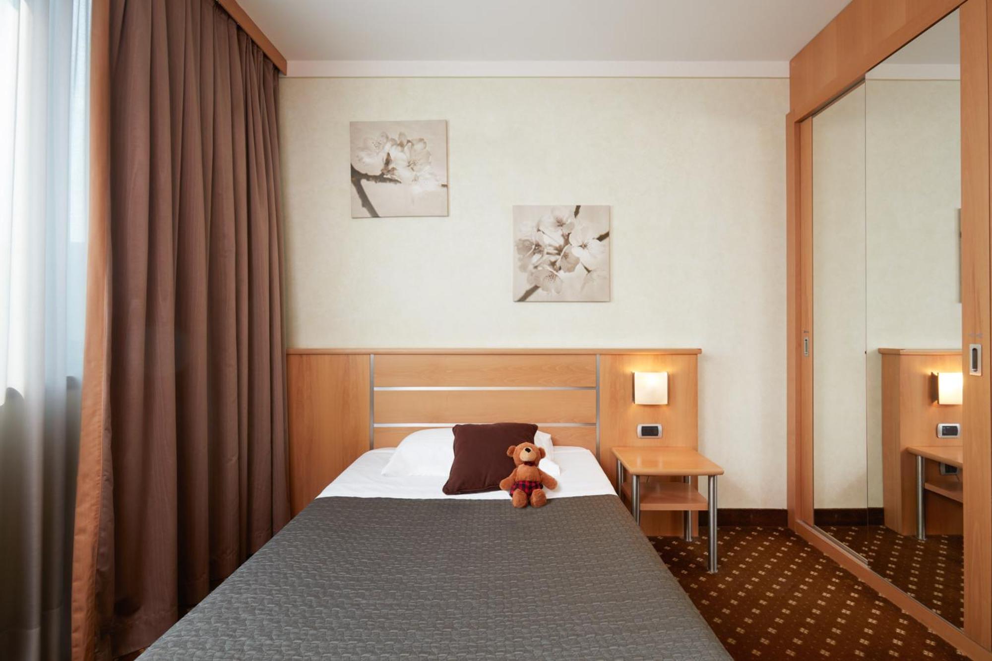 Comfort Single Room
