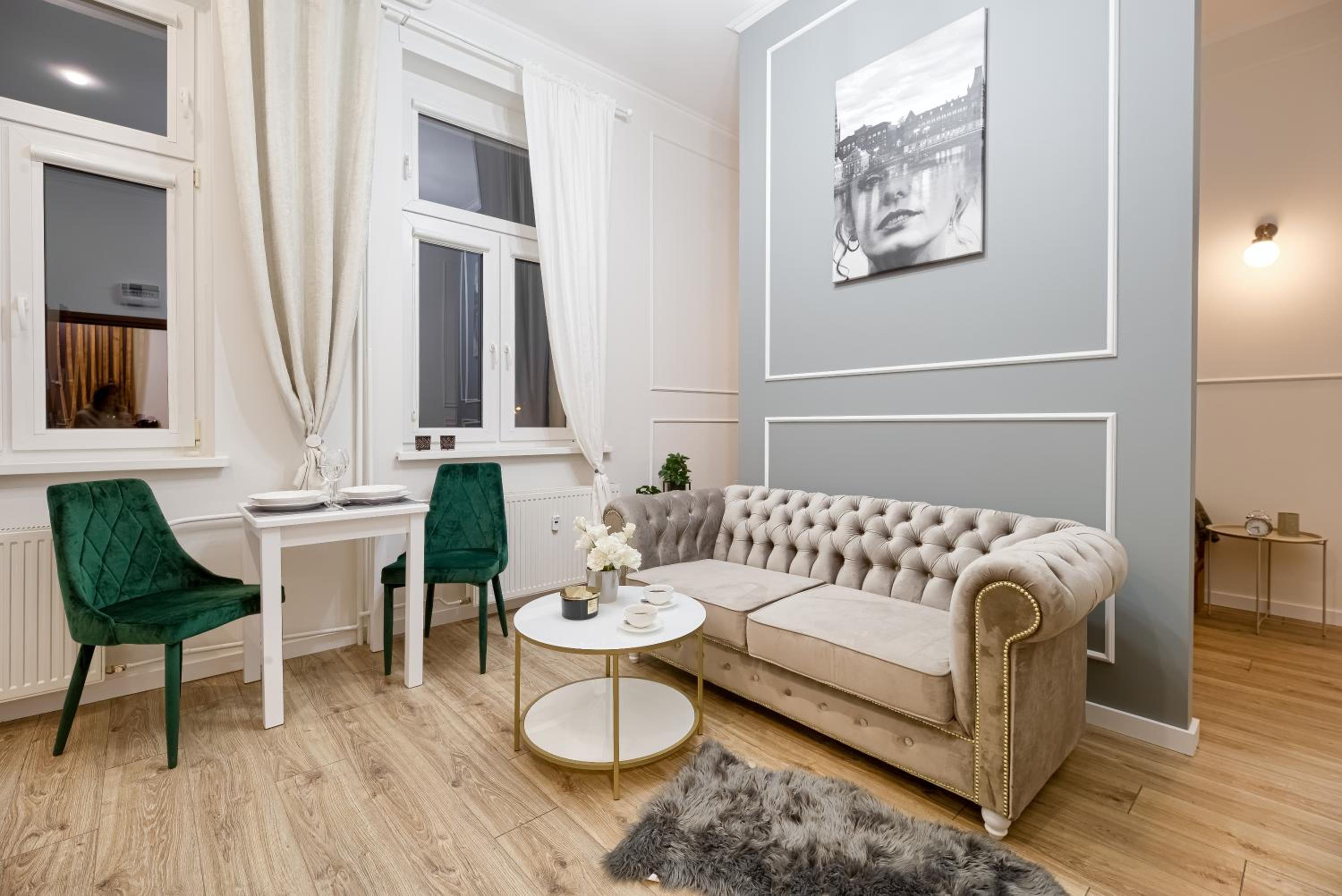 One-Bedroom Apartment