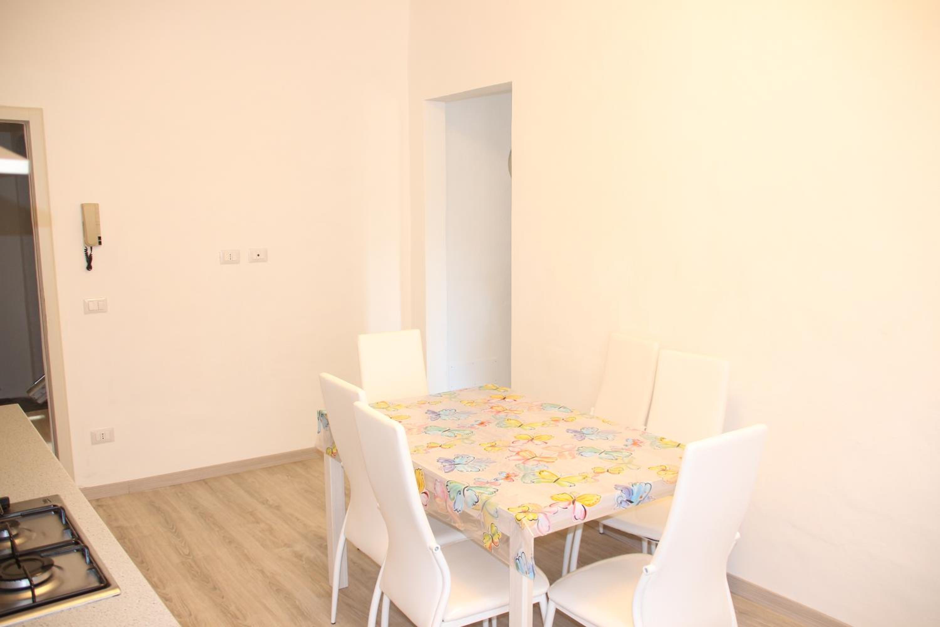 Apartment - Photo 19