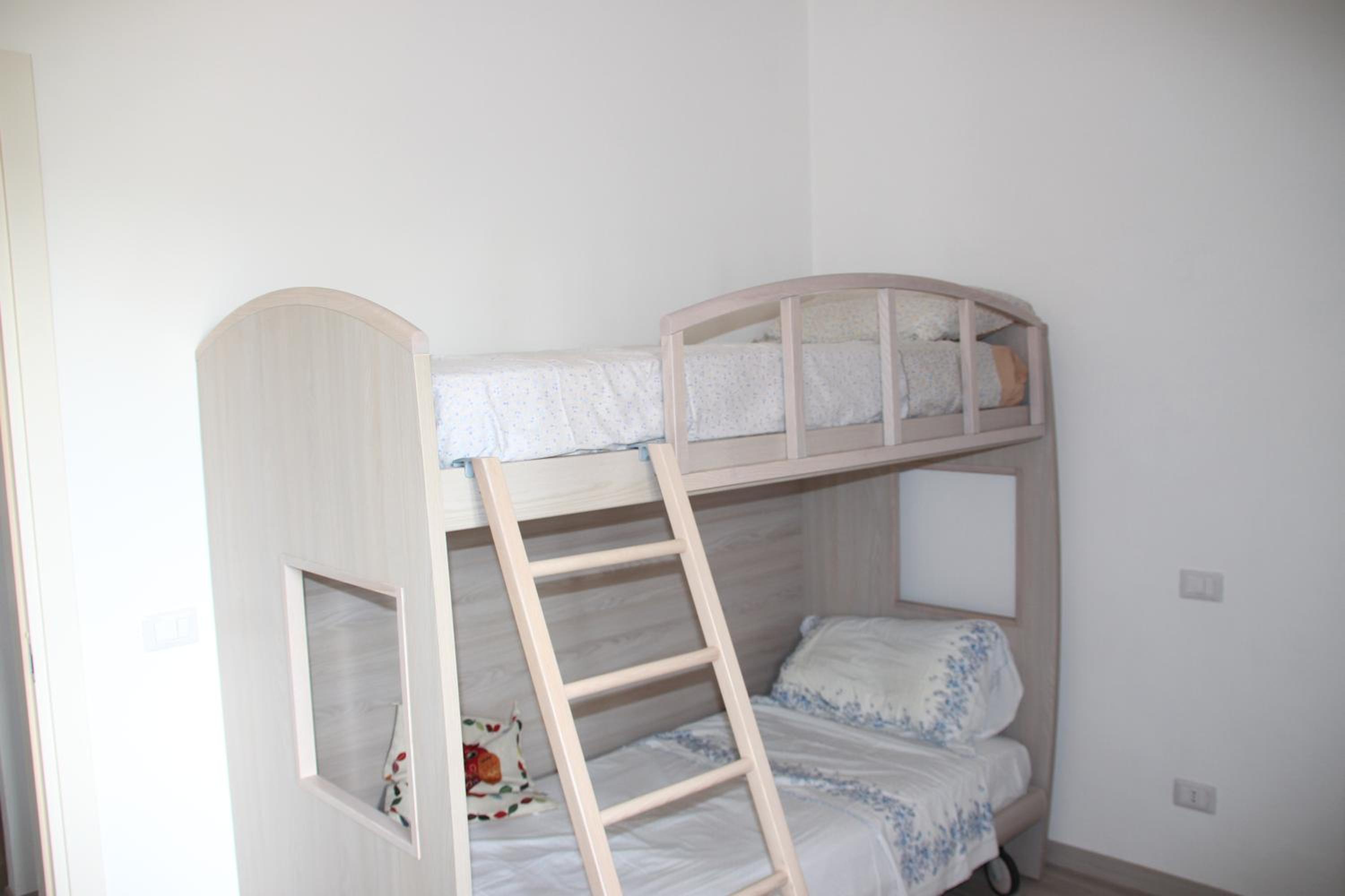 Apartment - Photo 9
