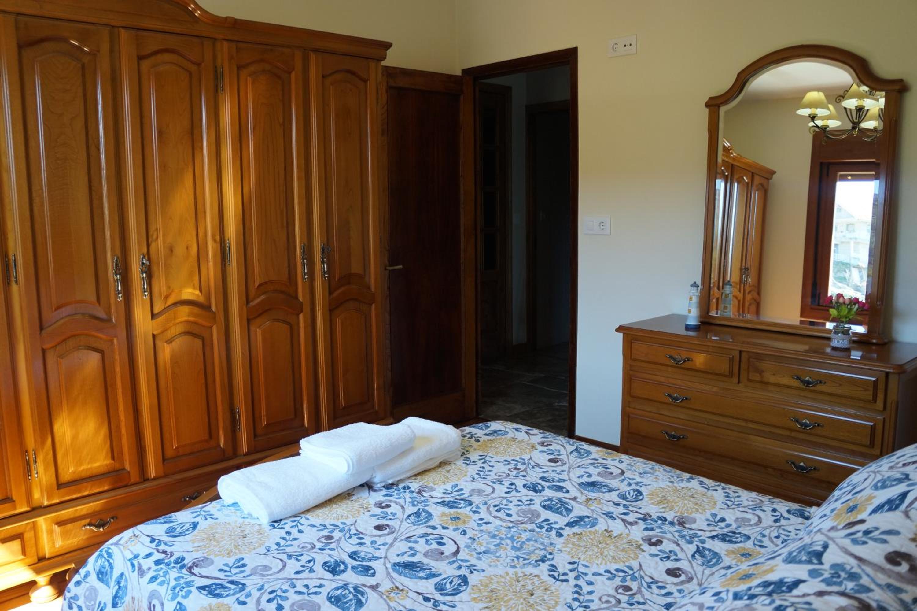 Four-Bedroom House - Photo 1