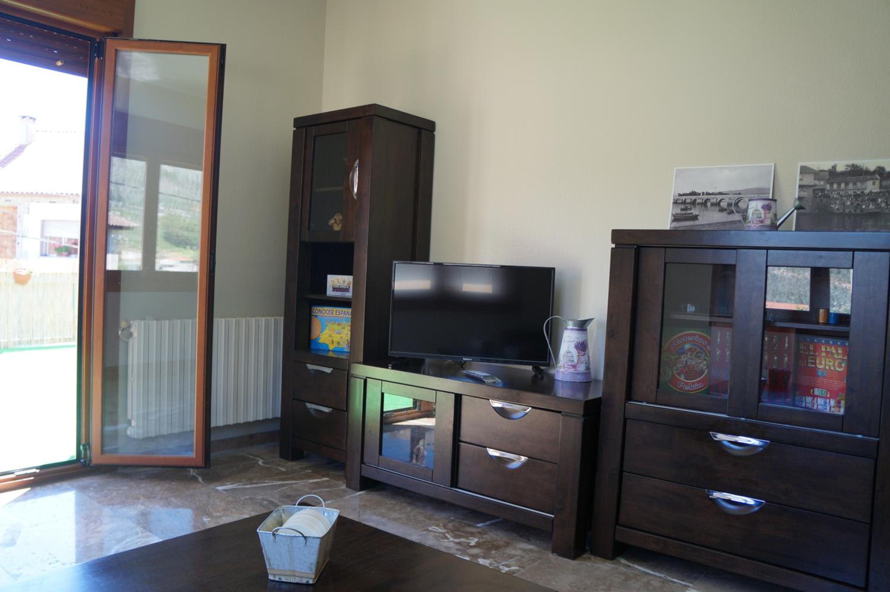 Four-Bedroom House - Photo 9