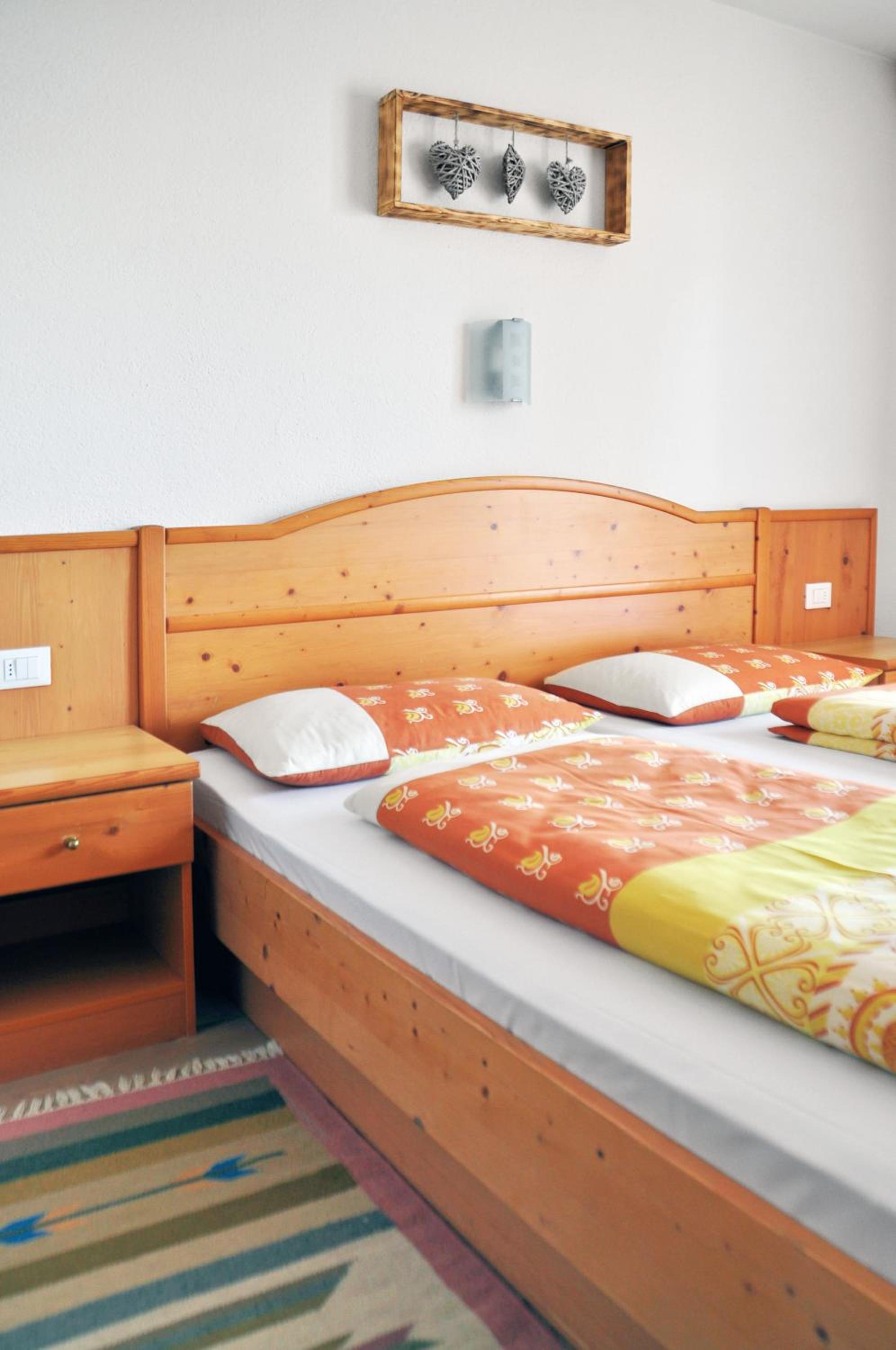 Double Room with Private Bathroom and Balcony photo 2