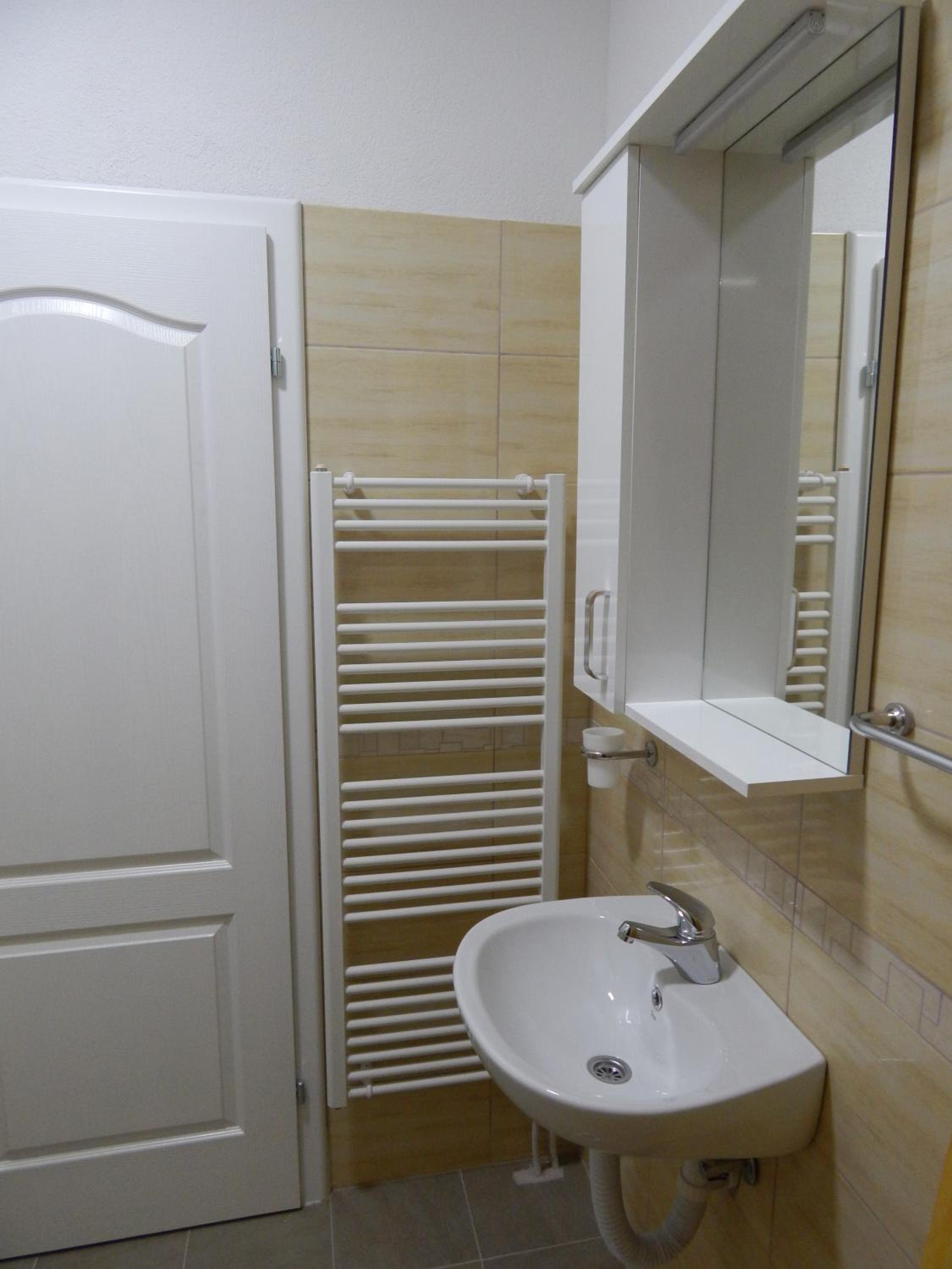 Studio Apartment photo 3