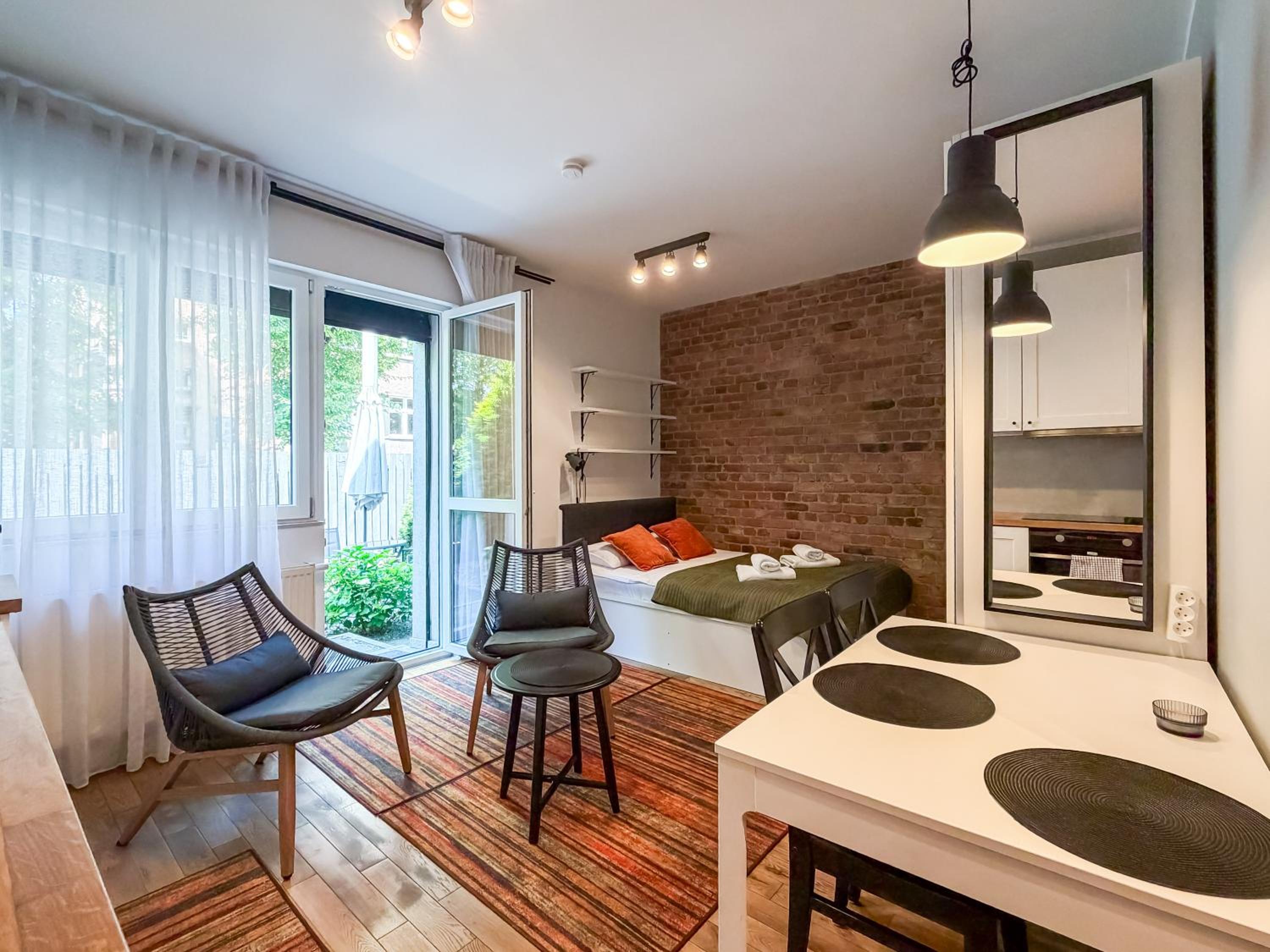 Studio with Terrace