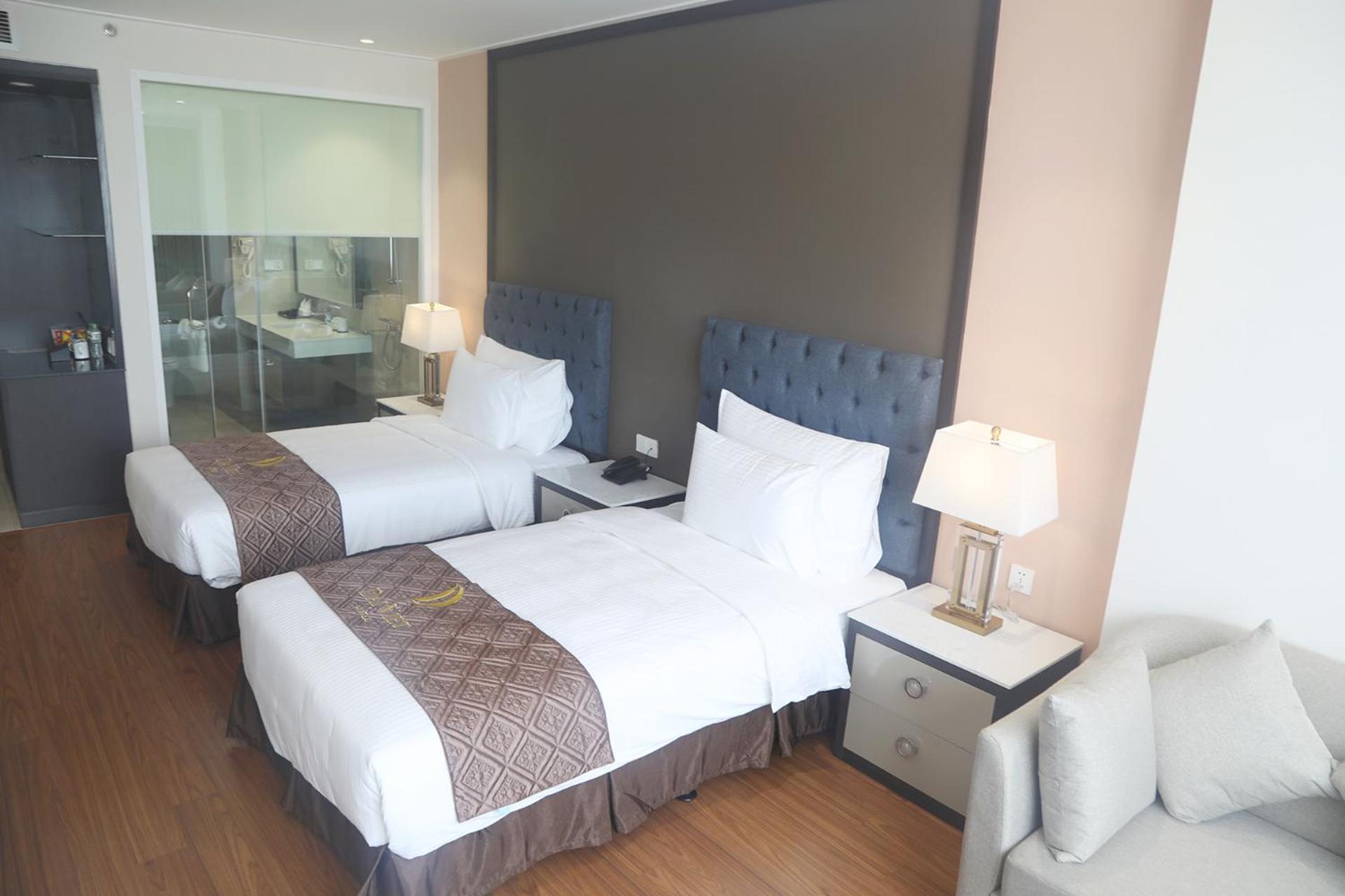 Deluxe Twin Room photo 2