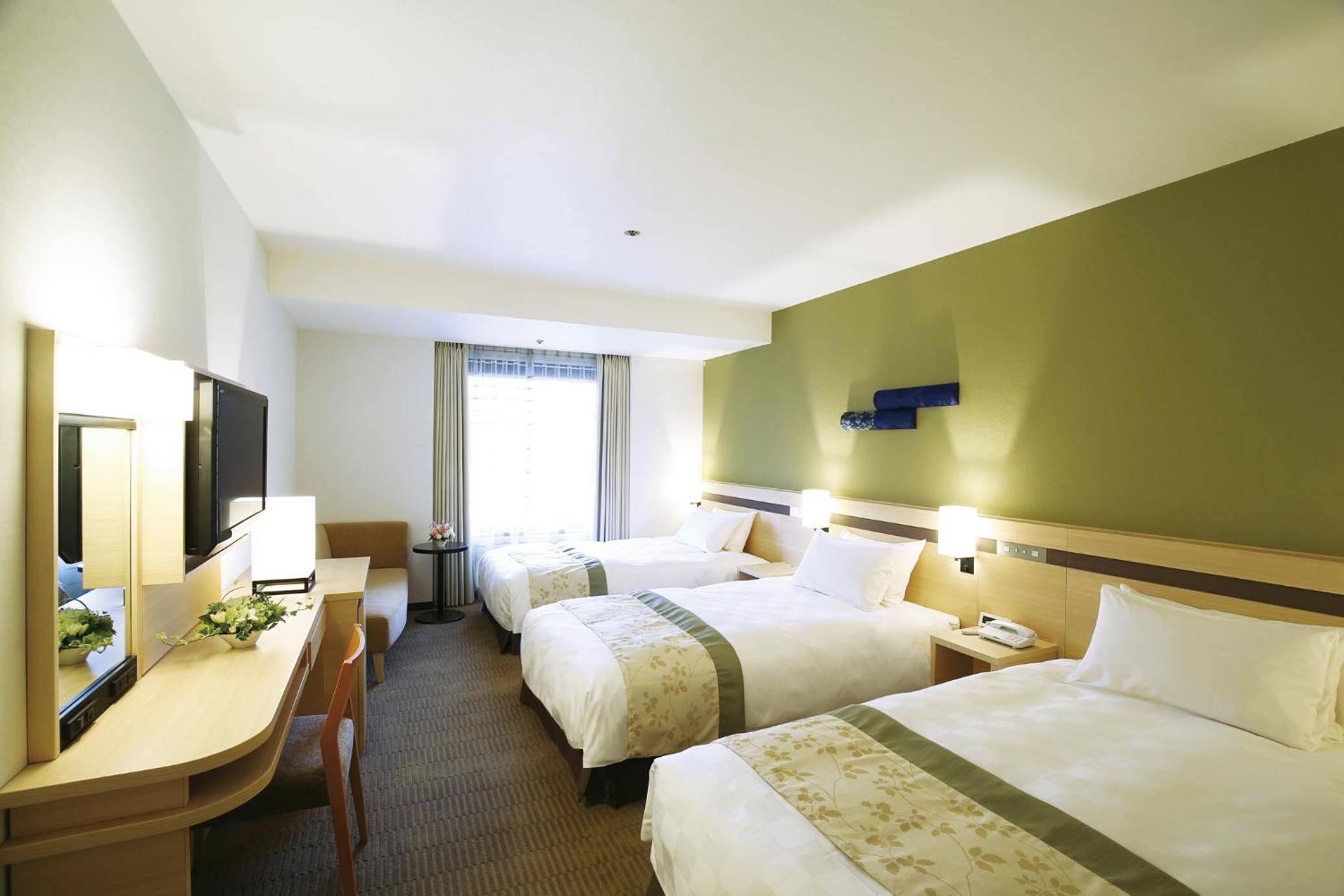 Superior Triple Room - Non-Smoking photo 1