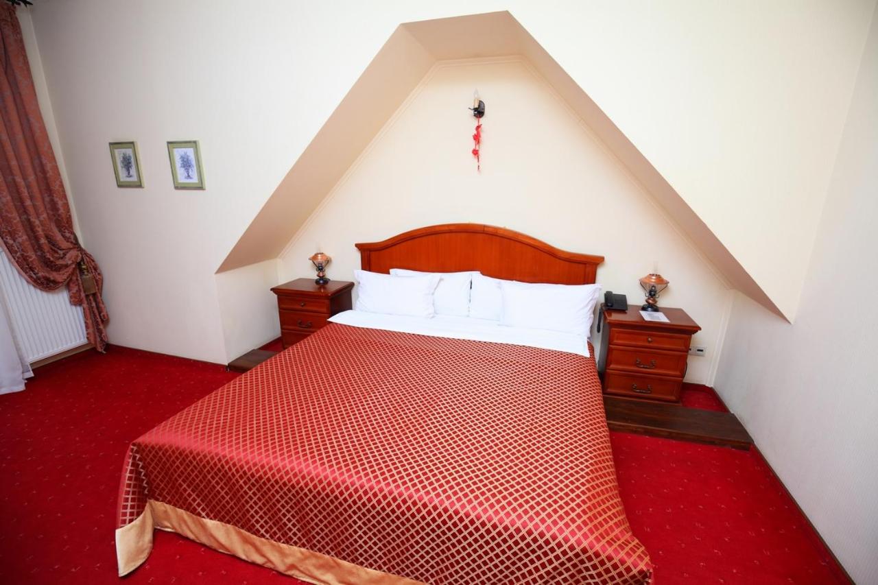 Deluxe Suite photo 1
