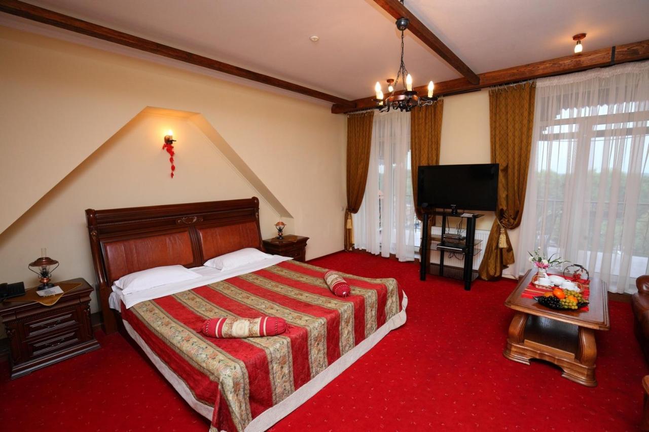 Suite with Balcony photo 3