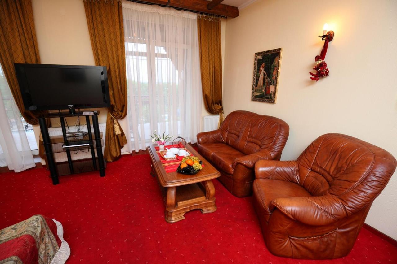 Suite with Balcony photo 1