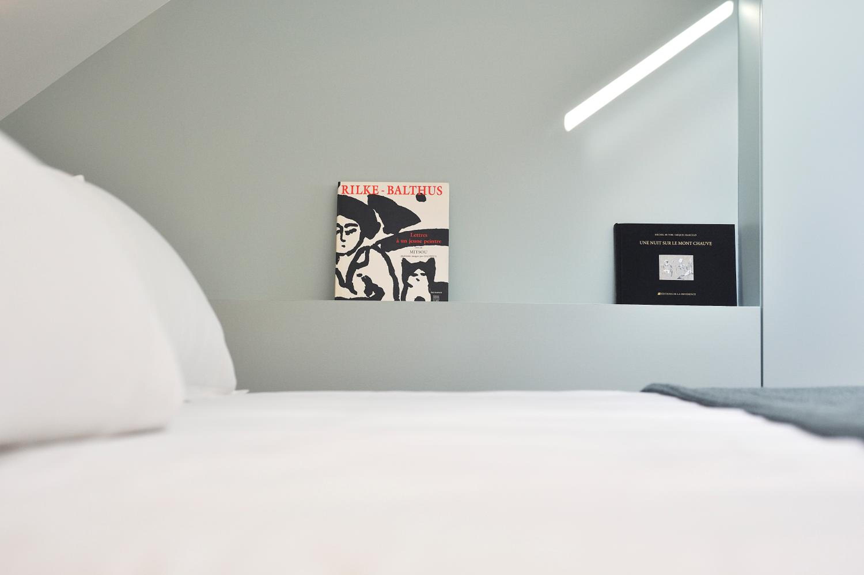 Duplex Suite - Photo 3