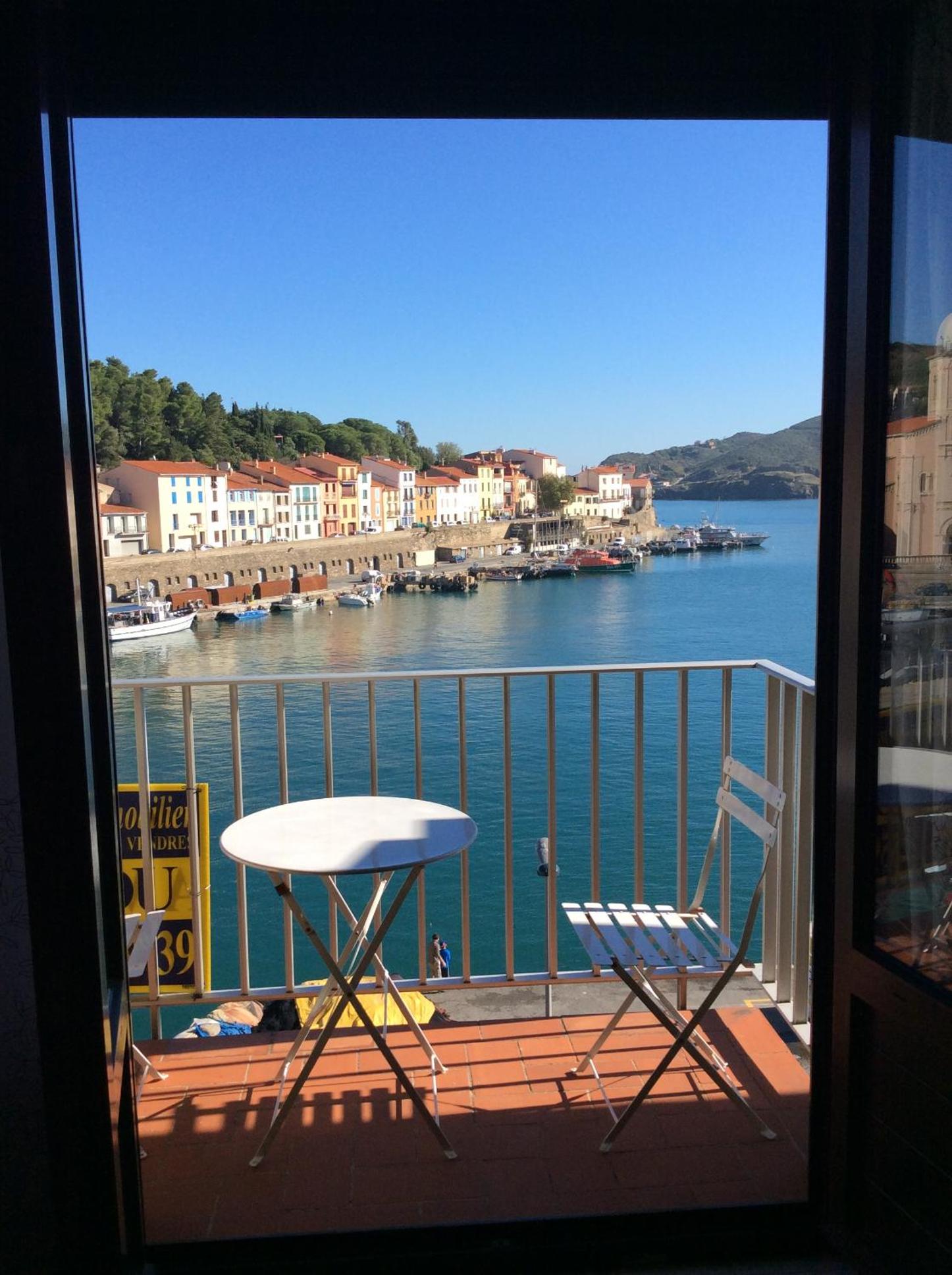 Studio Apartment with Sea View