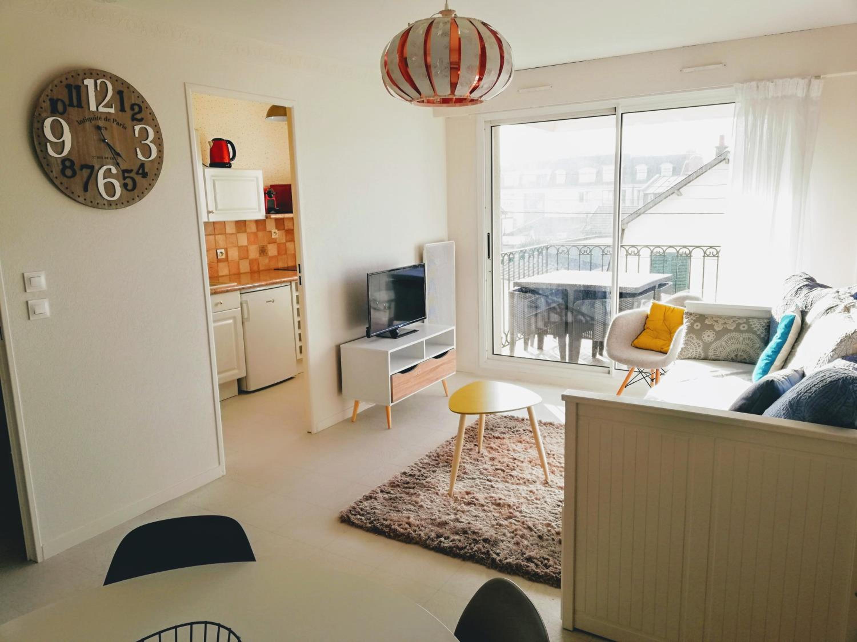 Apartment with Terrace