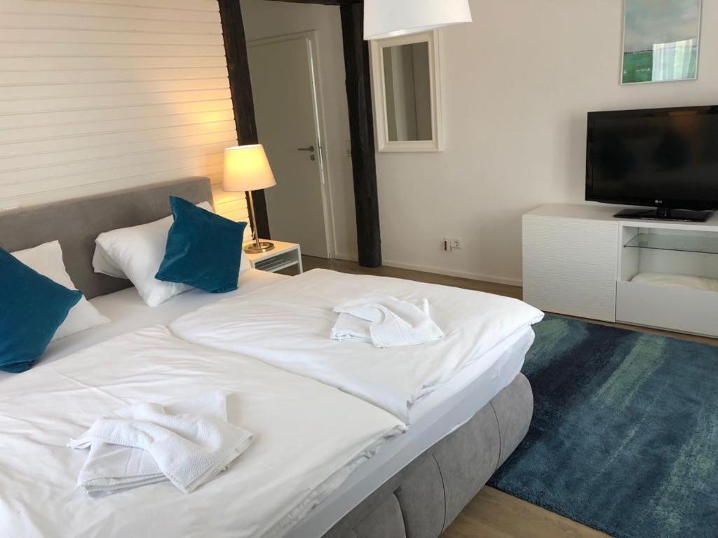 Budget Double Room photo 2