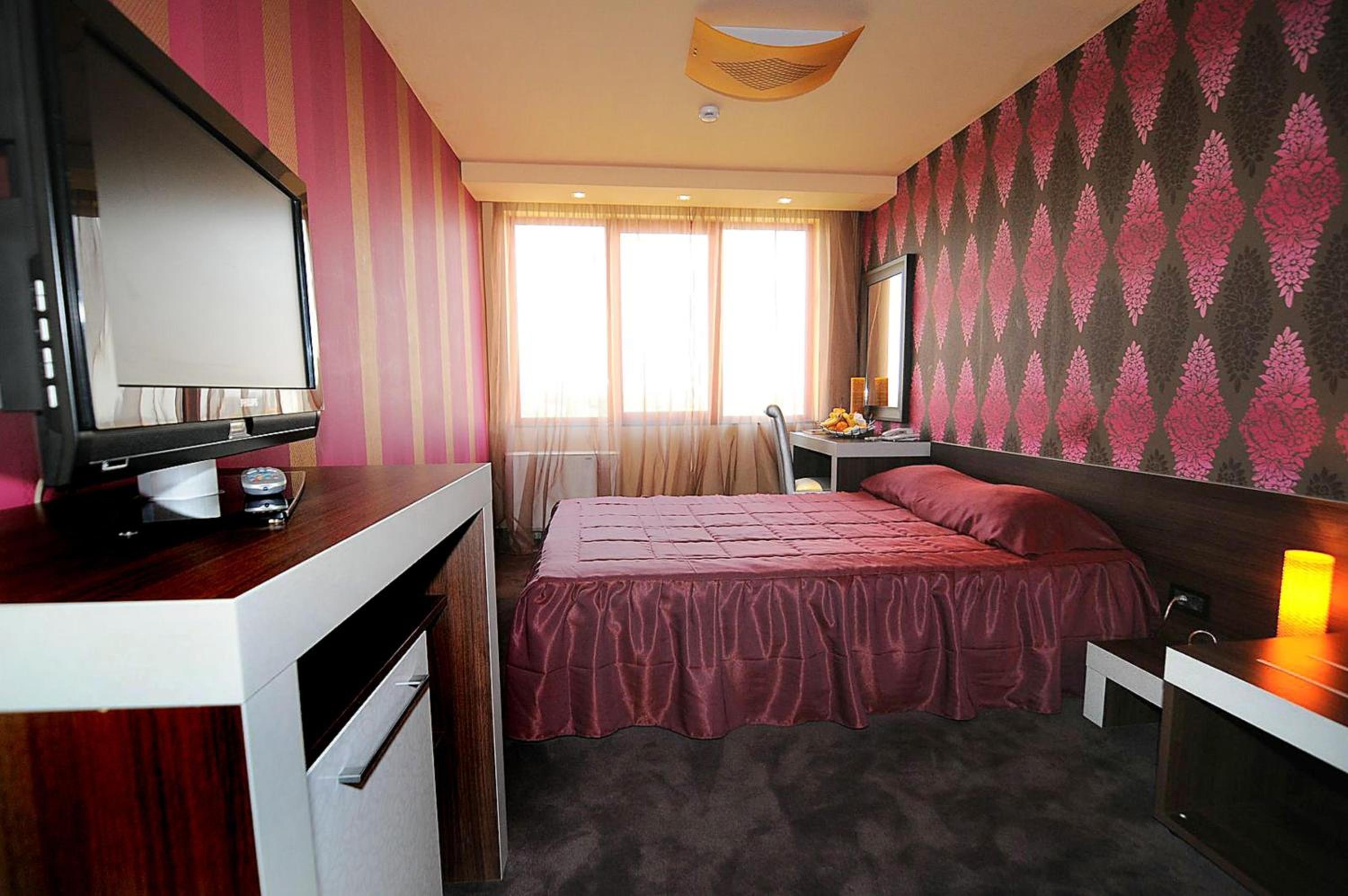 Single Room photo 3
